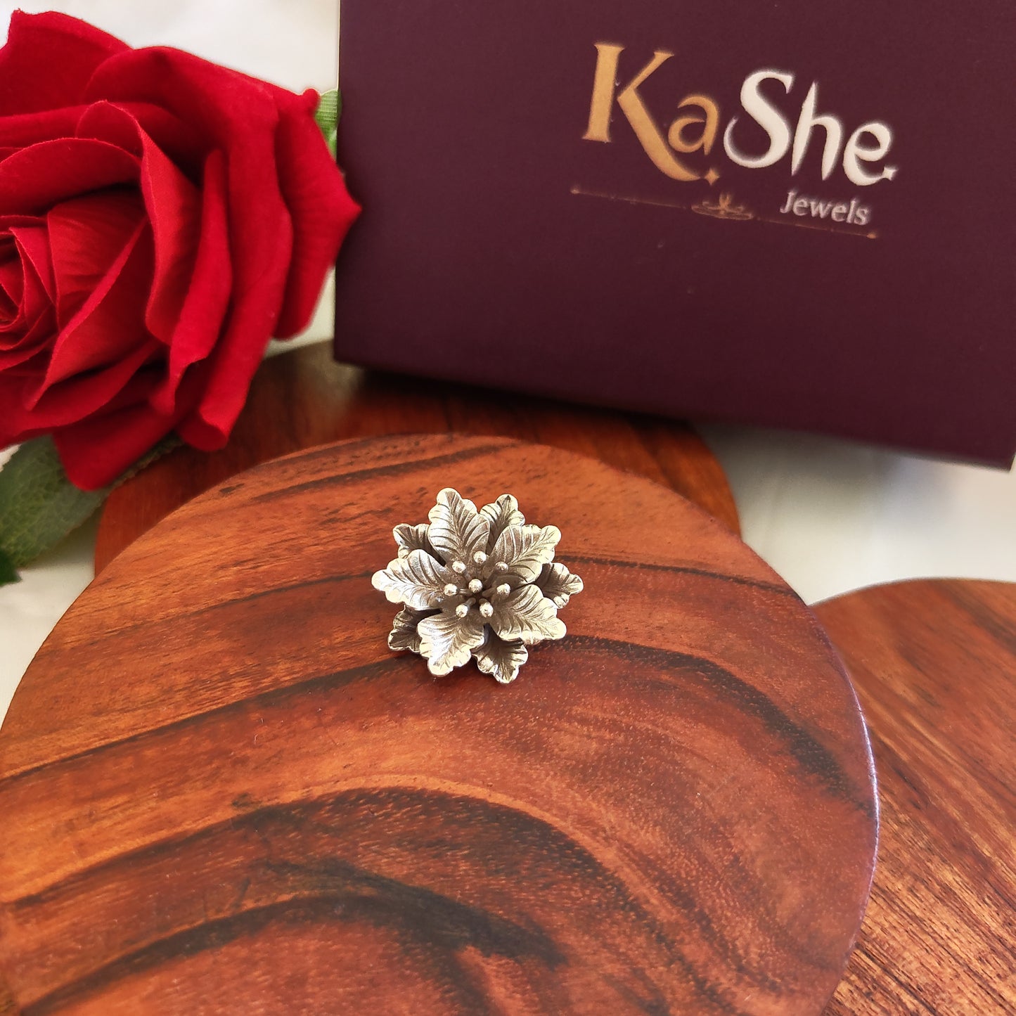 Statement 3DHibiscus Textured Flower Pendant