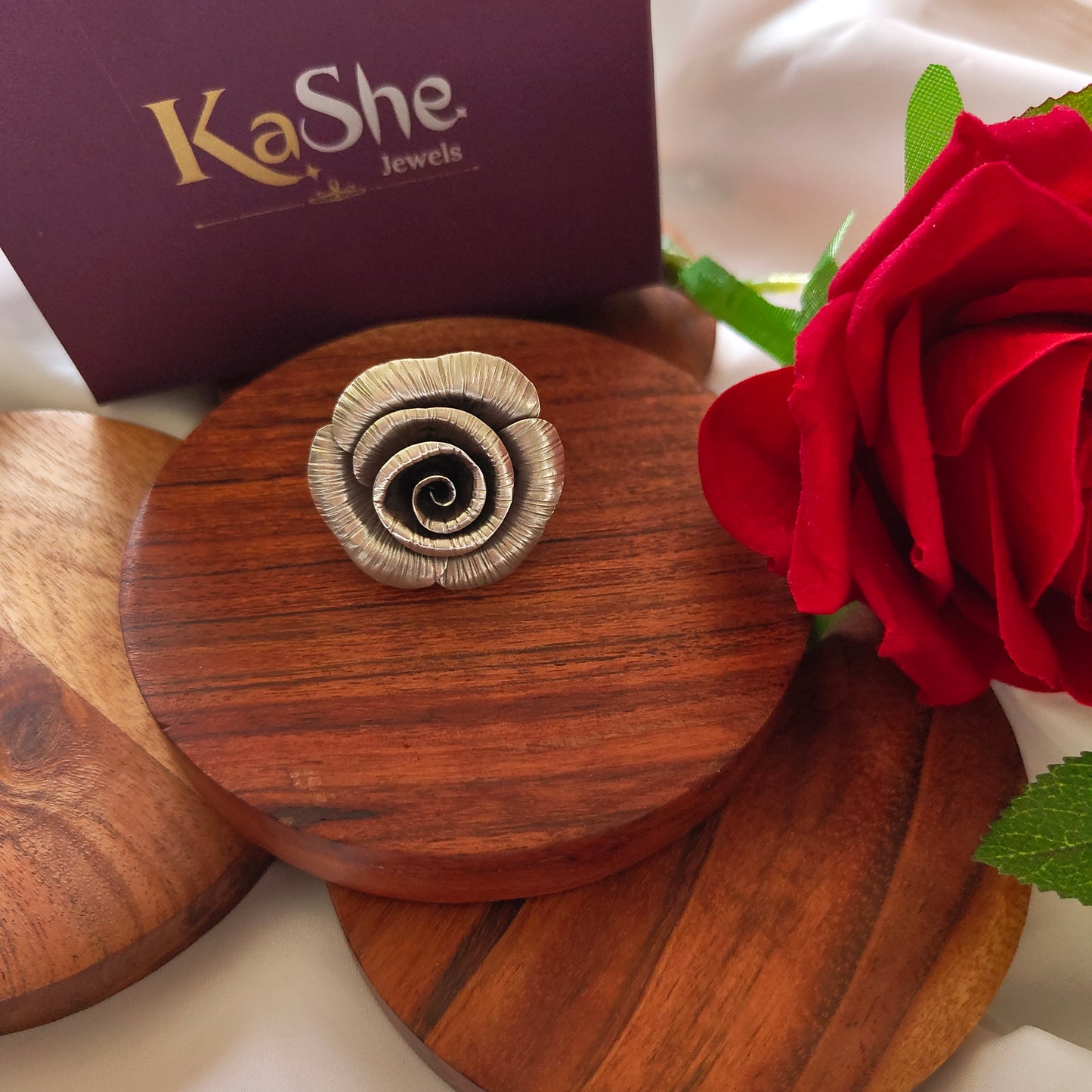 Statement 3D Designer Textured Rose Floral Cocktail Ring