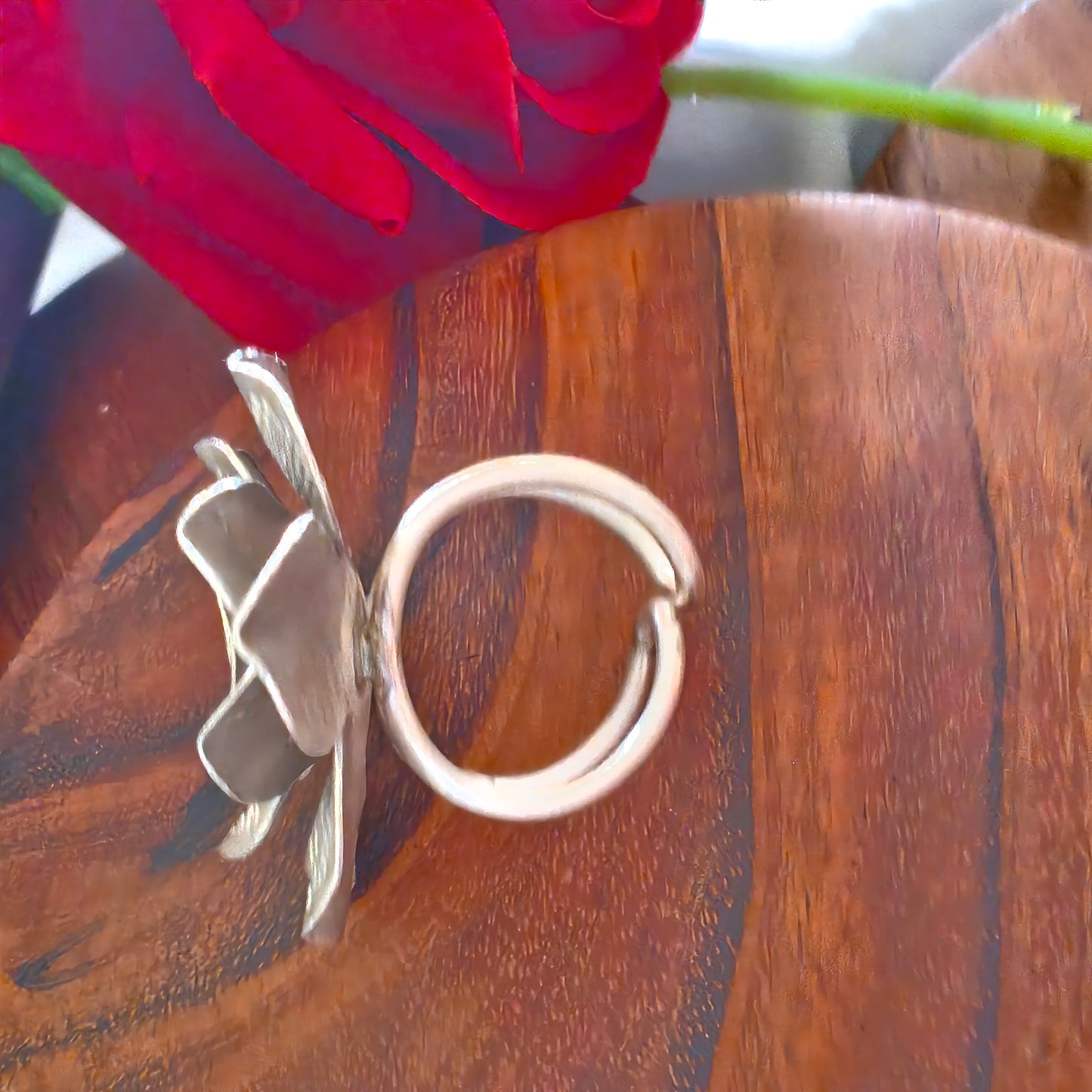 Statement 3D Gardenia Textured Cocktail Floral Ring Big