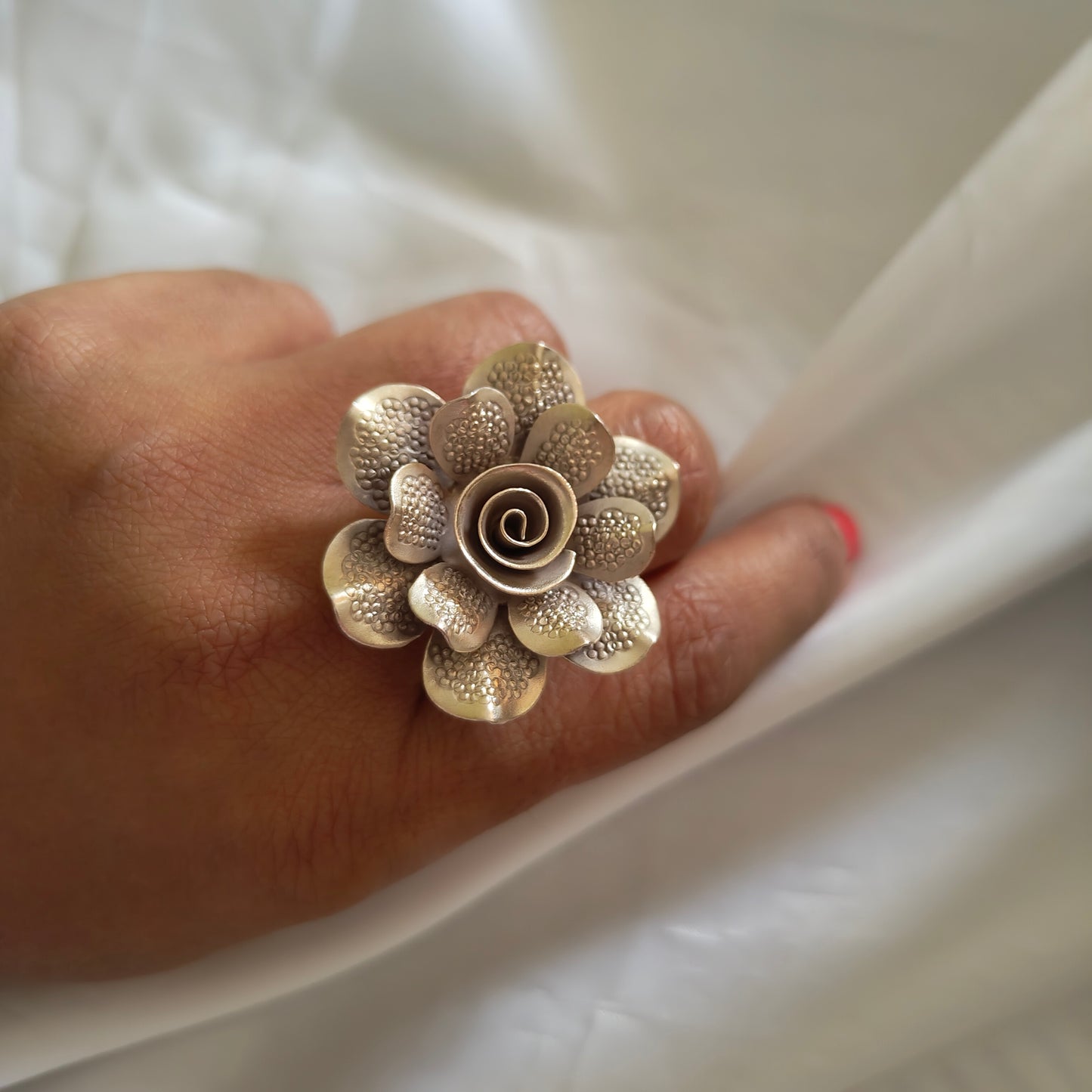 Statement 3D Gardenia Textured Cocktail Floral Ring Big