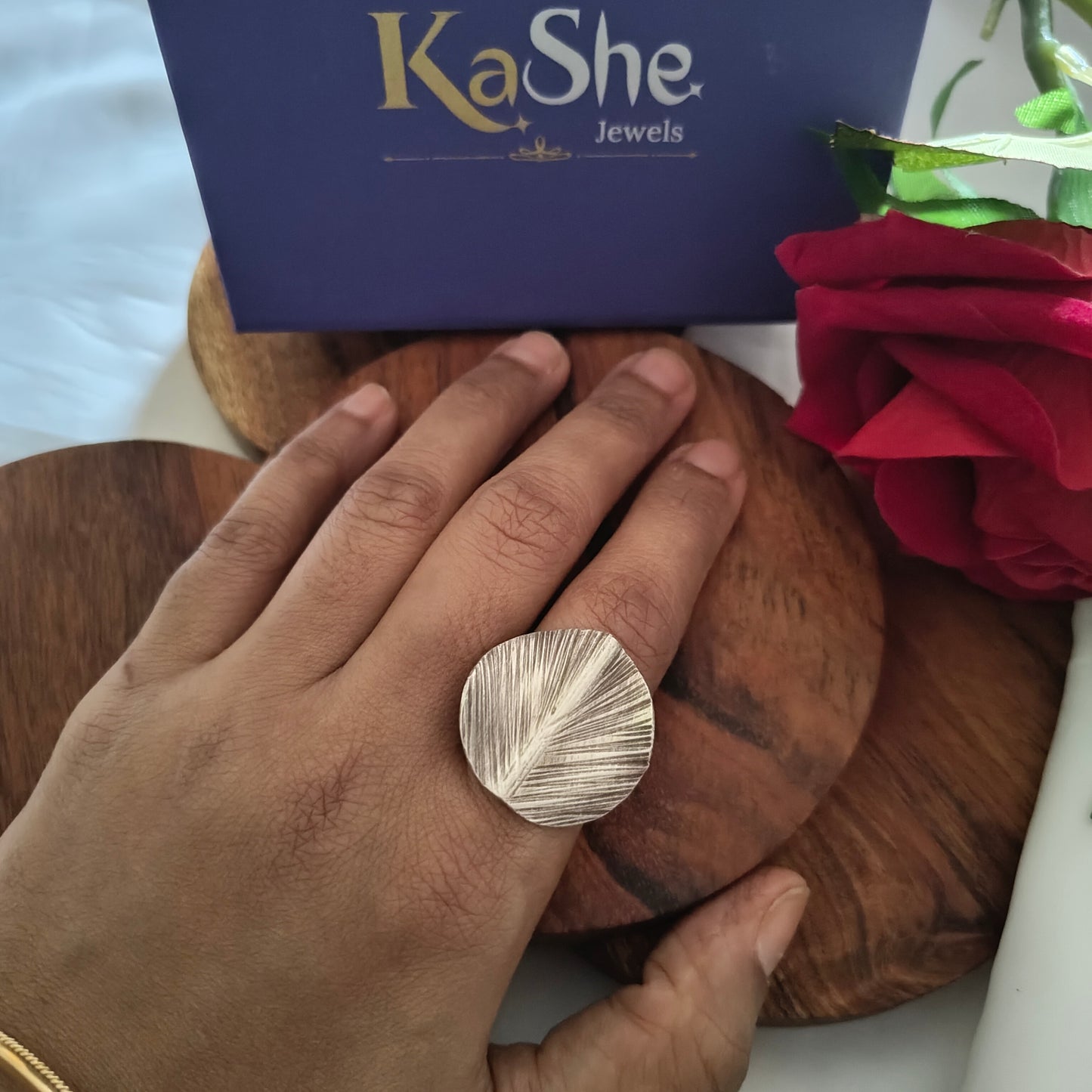 Textured Adjustable Leaf Ring