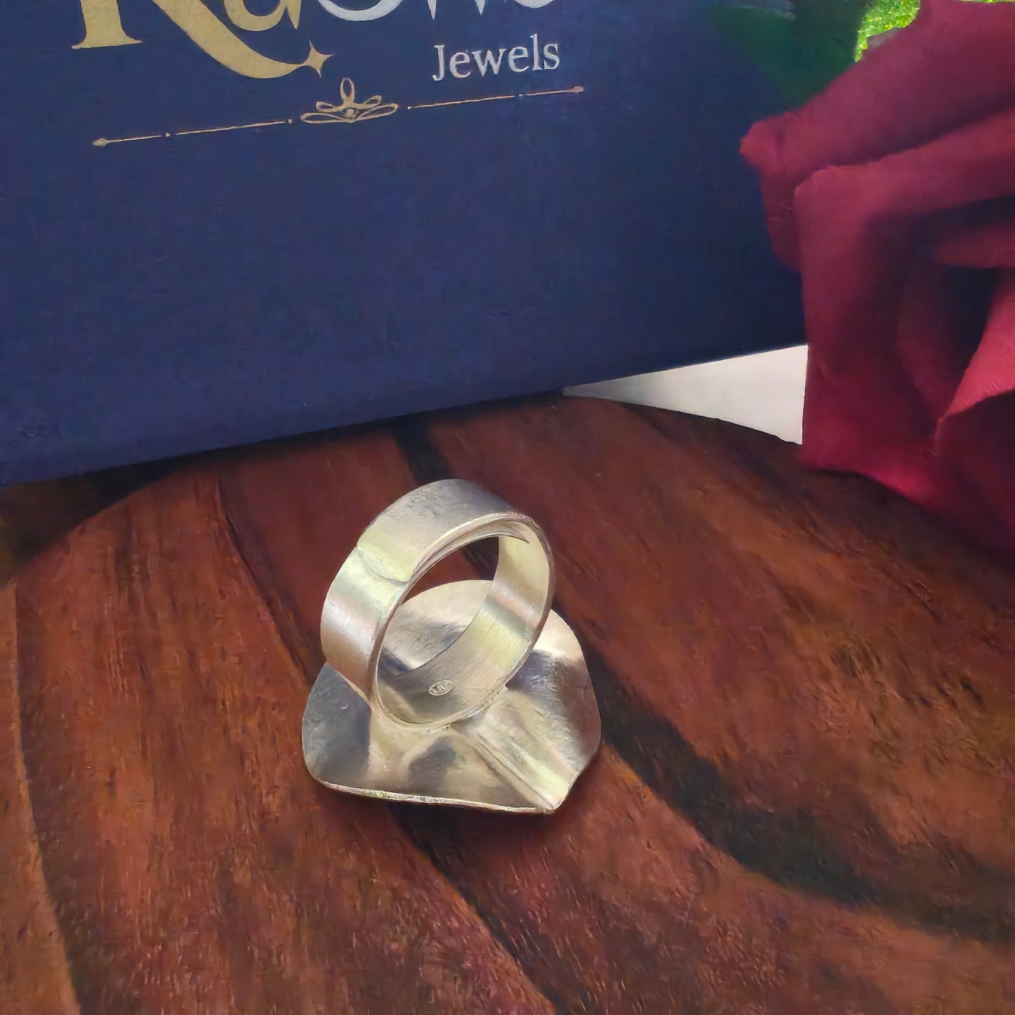 Textured Adjustable Leaf Ring