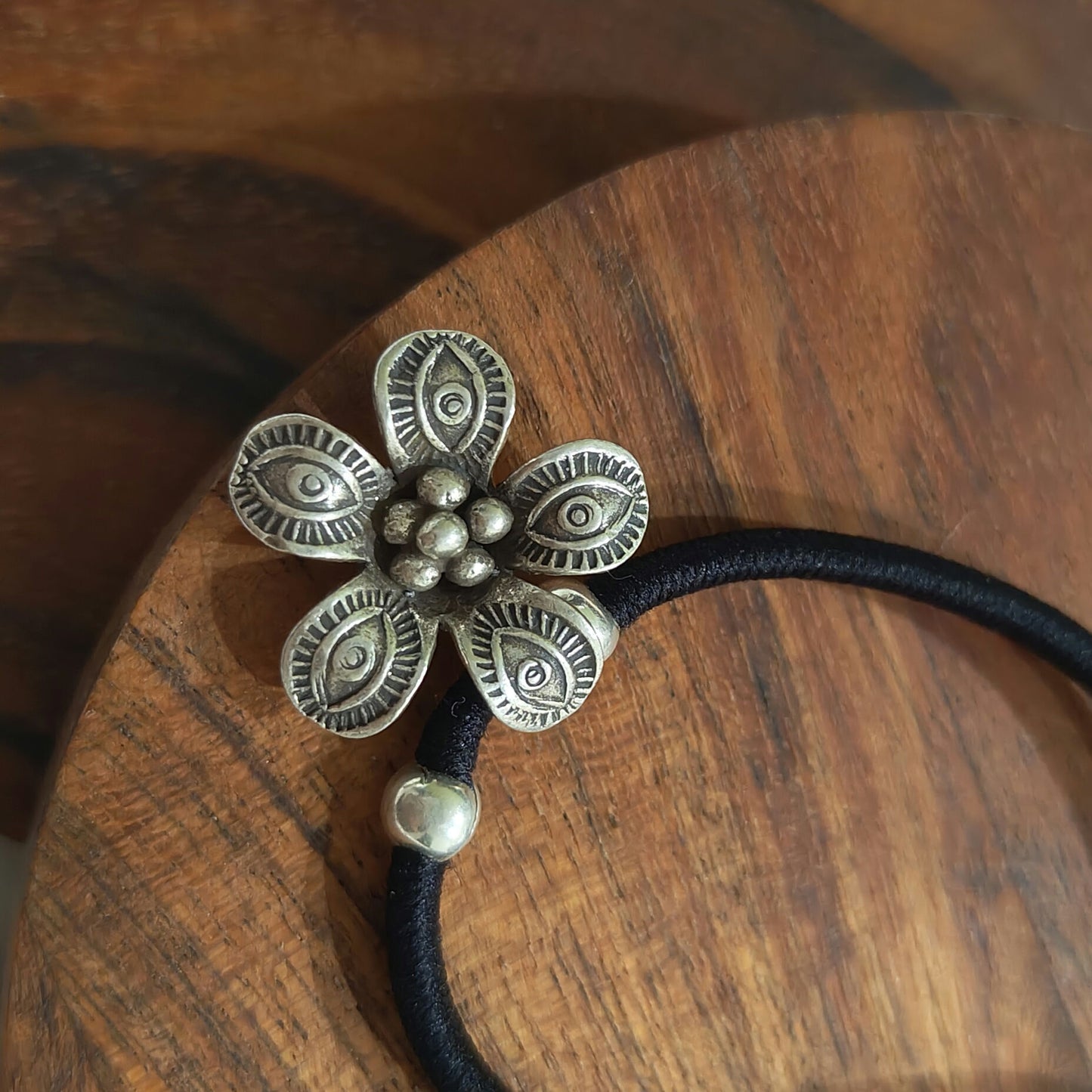 Exclusive 3D Flower Wrist Band Cum Hair Tie (iii)