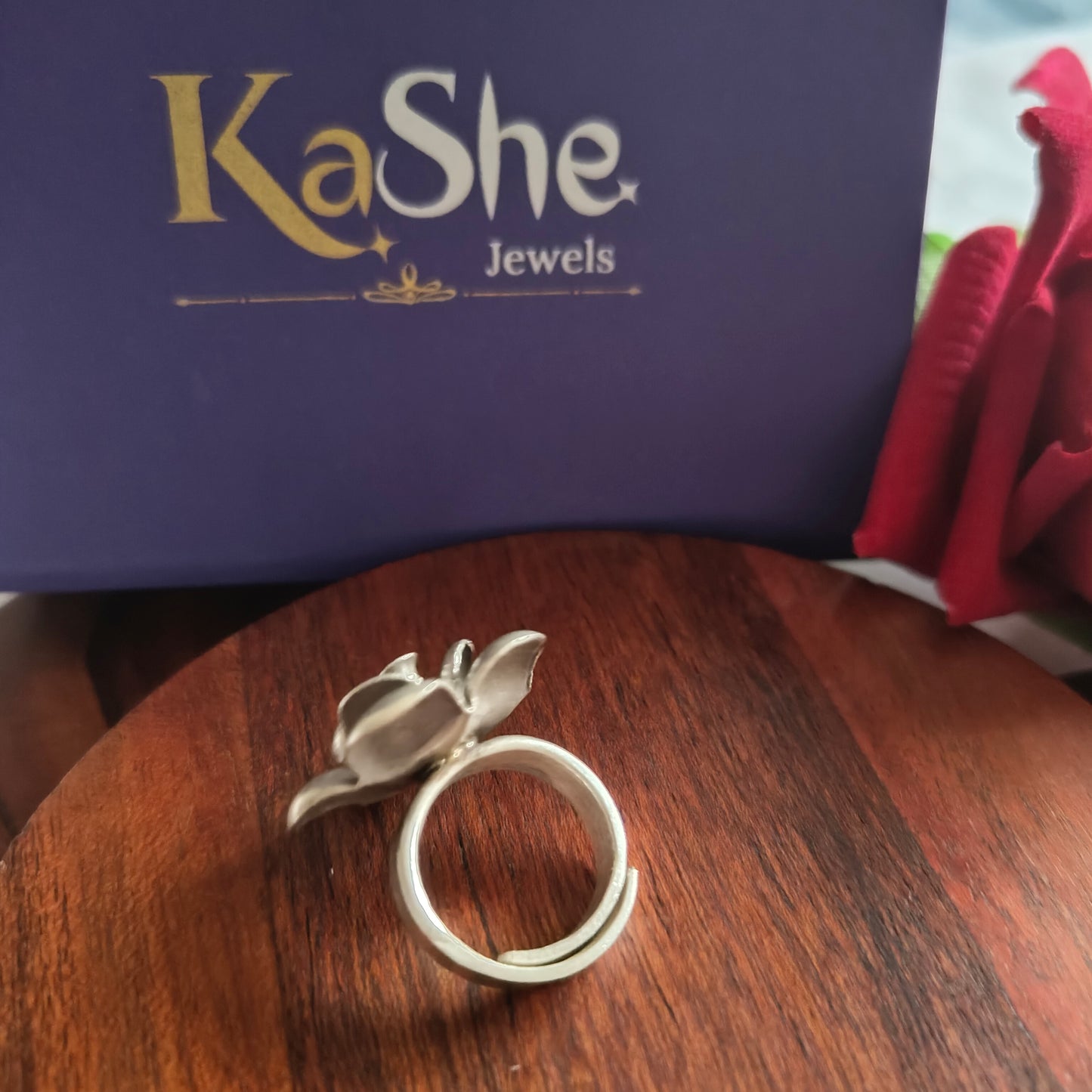 Statement 3D Rose Floral Glossy Ring Solid Band Small