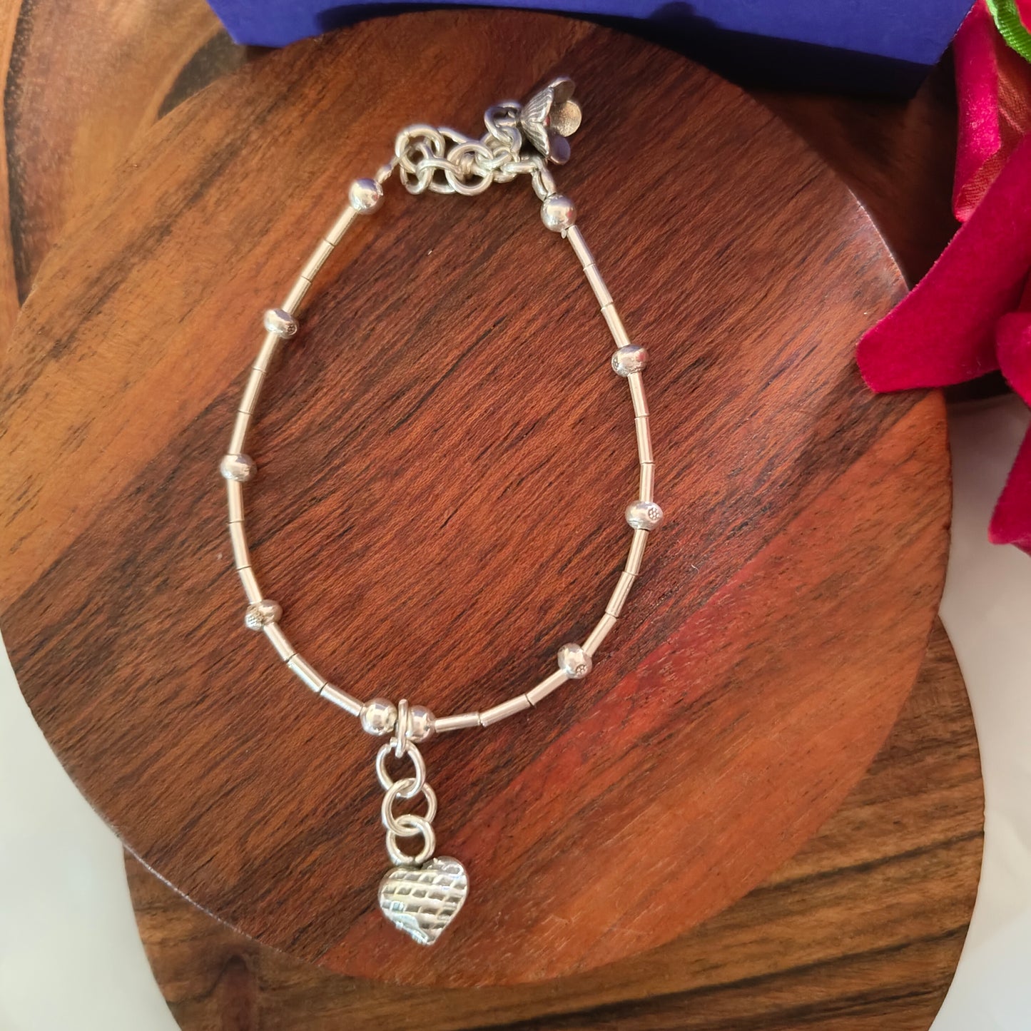 Exquisite Loose Bracelet With Heart Charms