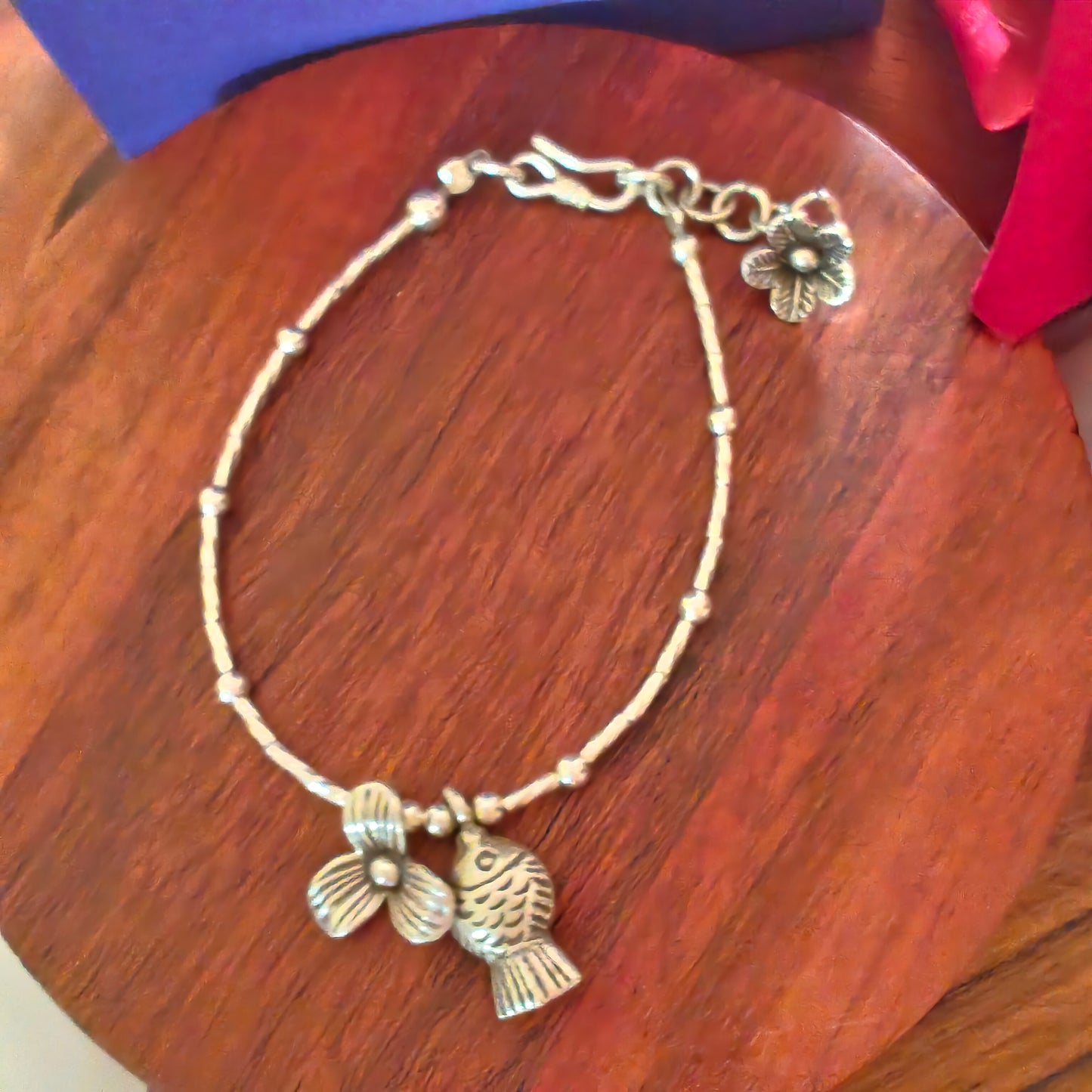 Exquisite Loose Bracelet With Flower and Fish Charms