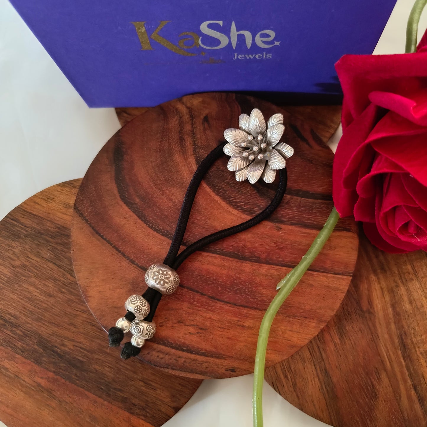 Exclusive 3D Textured Daisy Flower Wrist Band Cum Hair Tie (iv)