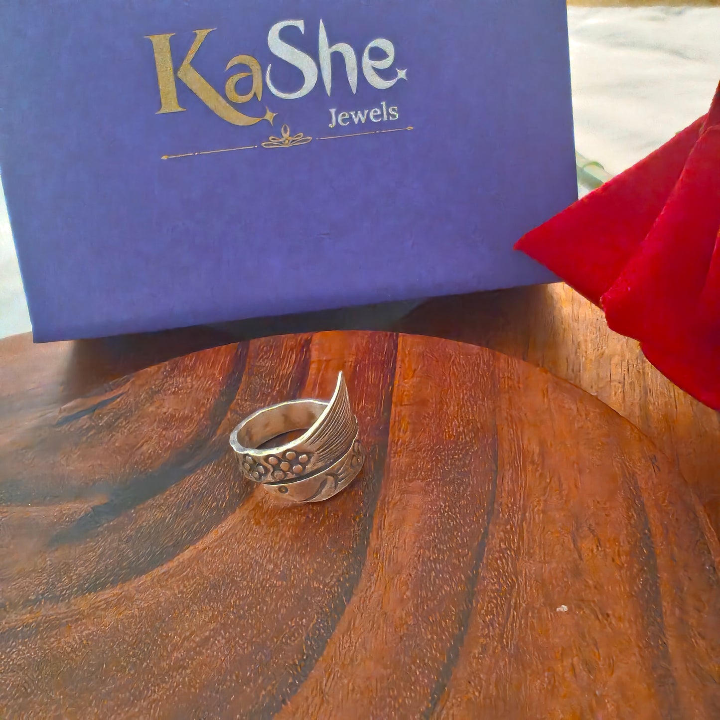 Textured Adjustable Spiral Fish Ring (ii)