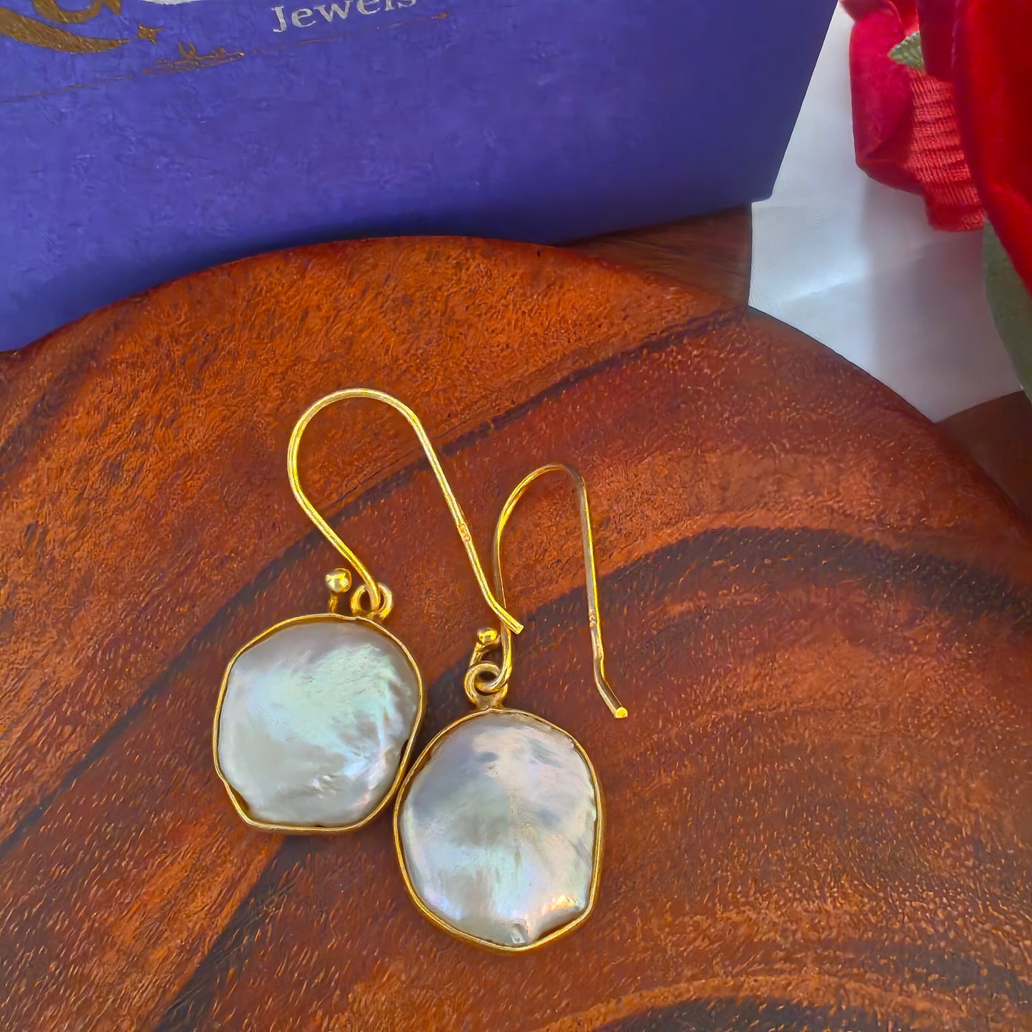 Elegant Pear Drop Baroque Pearl Hook Earring In Gold
