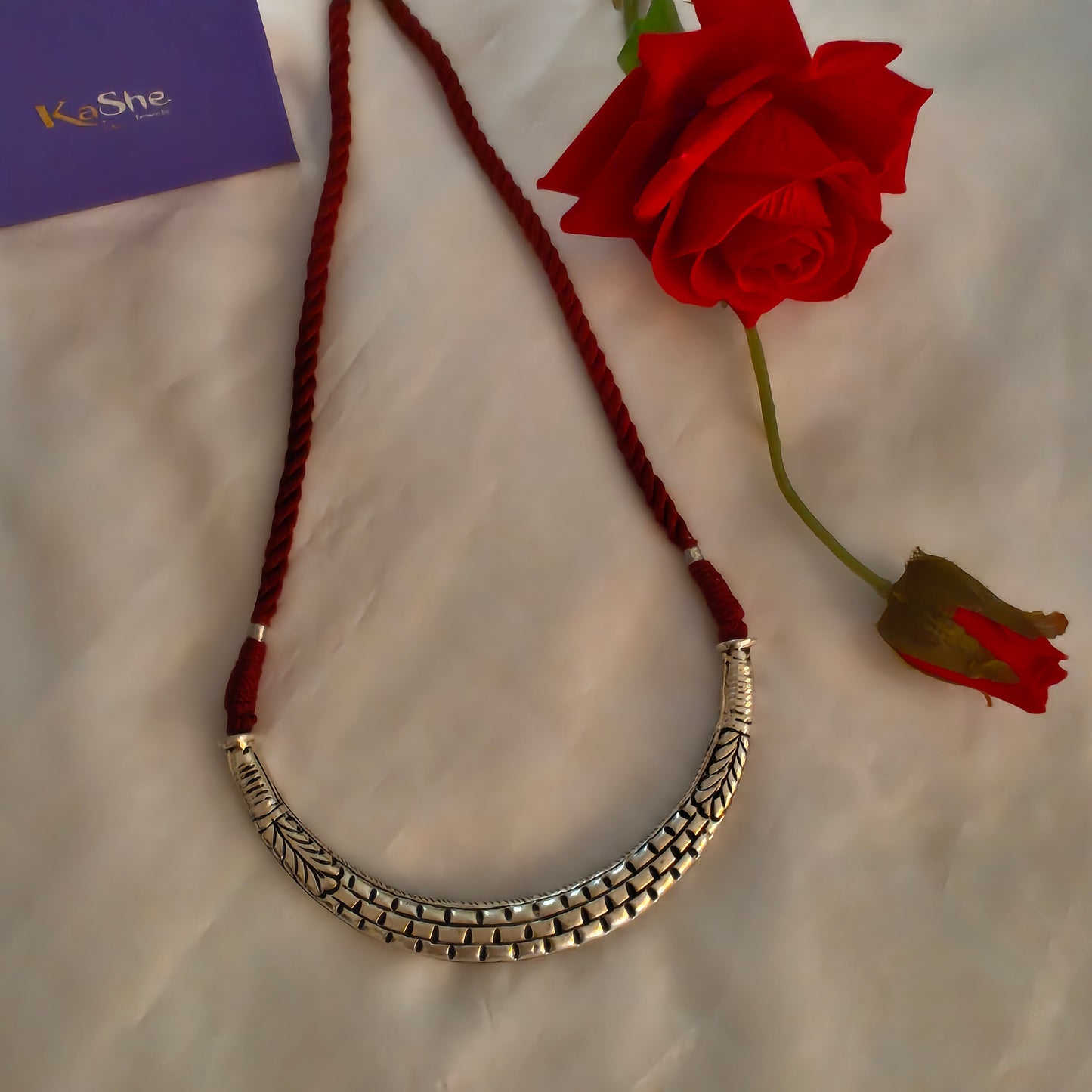 Versatile Choker Necklace Hasli with Handcrafted Chitai Intrcate Flower With Marron Thread Pipe Dori ( Double sided)