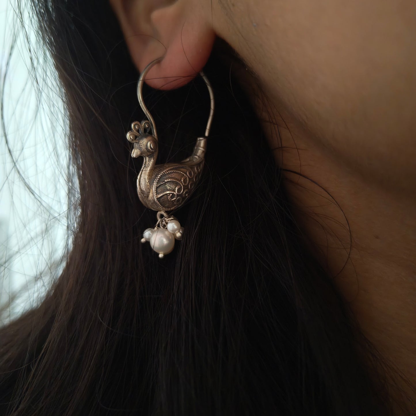 Elegant 3D Bird Pearl Drop Hoops