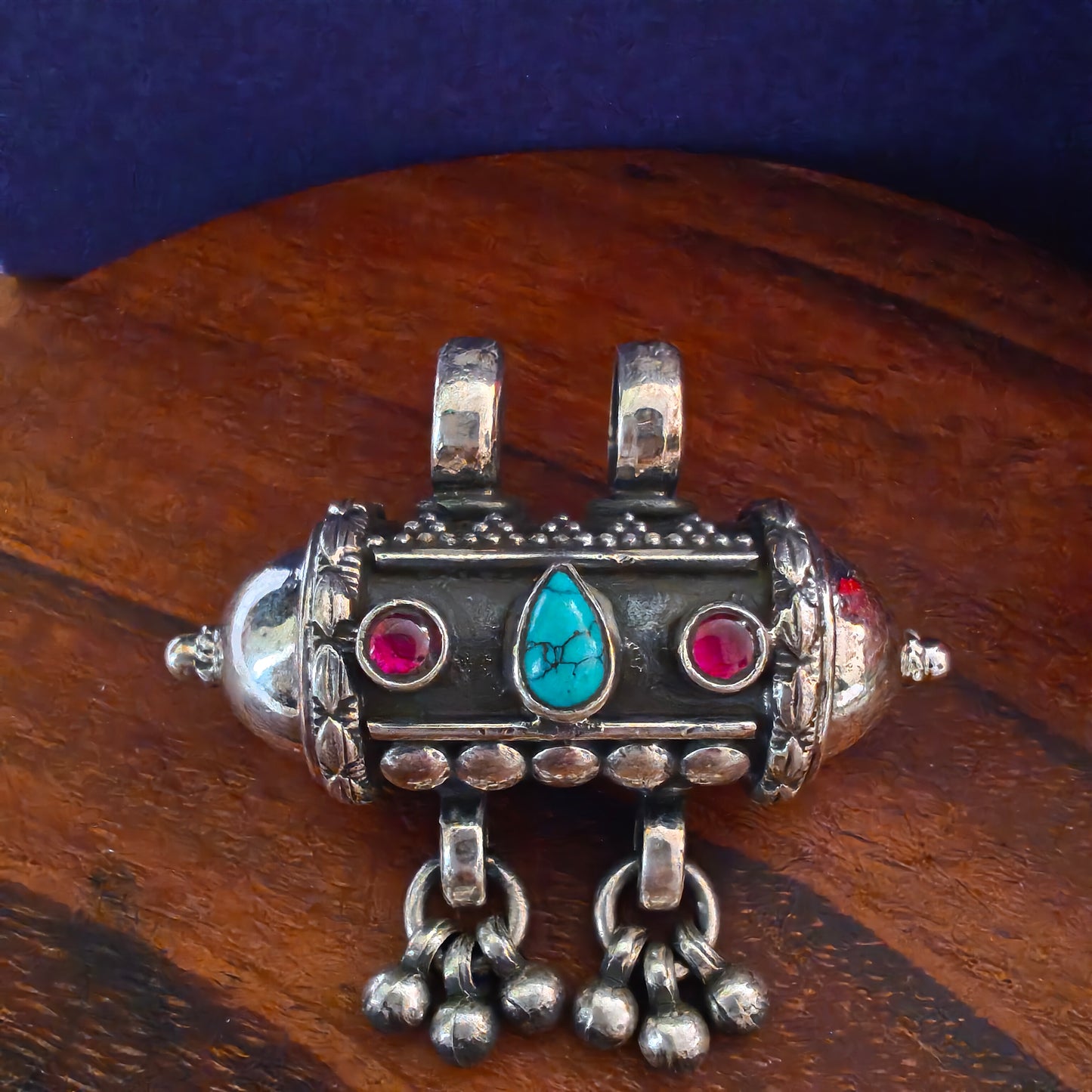 Vintage Silver Reversible Tribal Taviz Pendant With Silver Ball Danglers Small