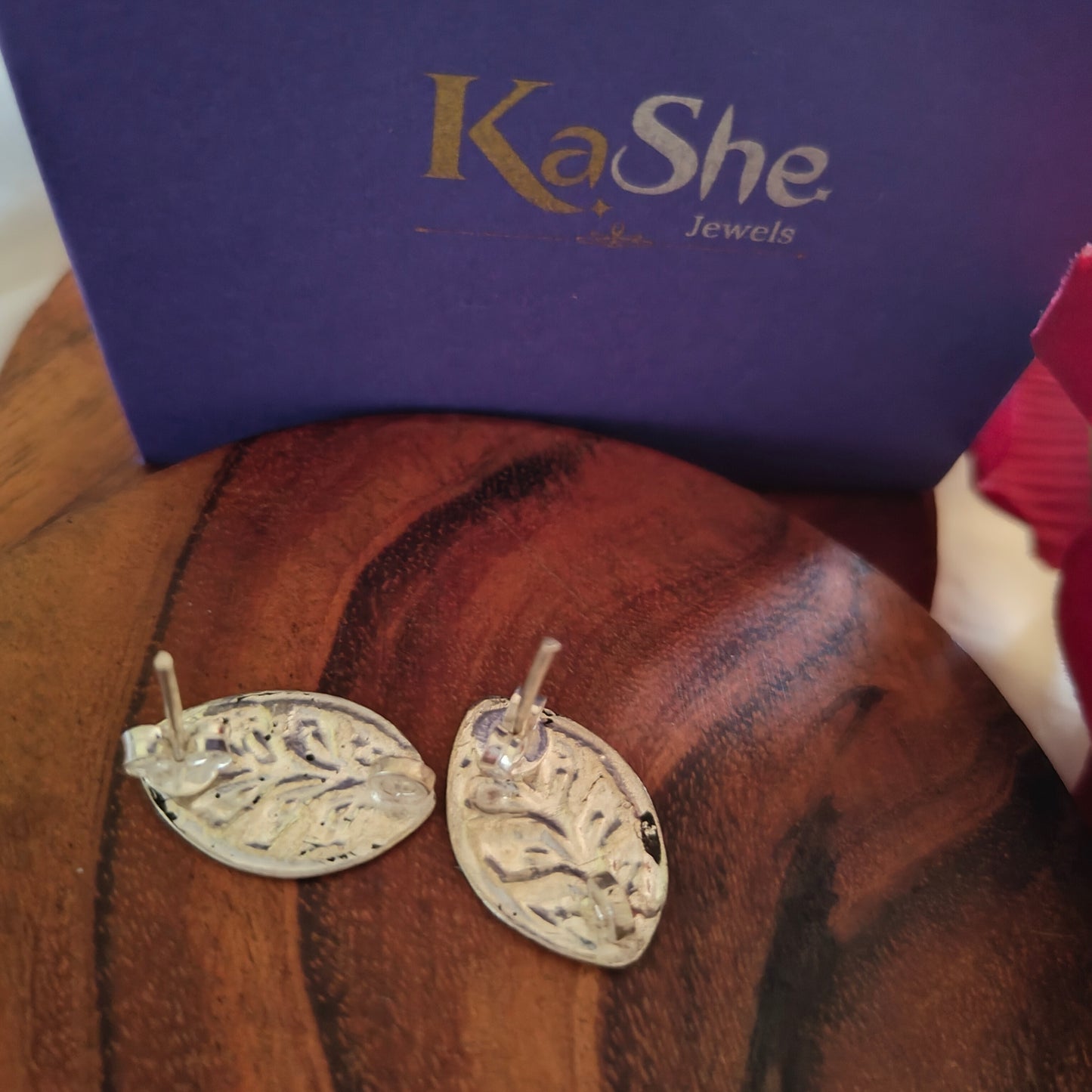 925 Silver Floral And Leaves Chitai Pear Shaped Post Stud Earrings (ii)