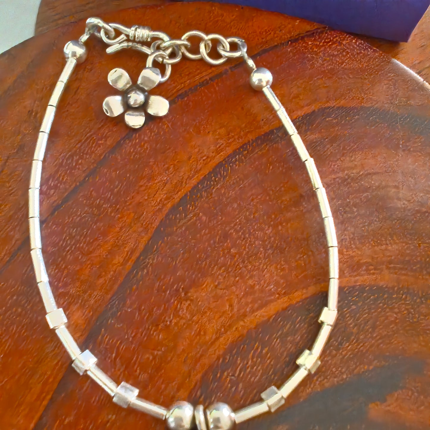 Exquisite Floral Loose Bracelet With Fish Charms