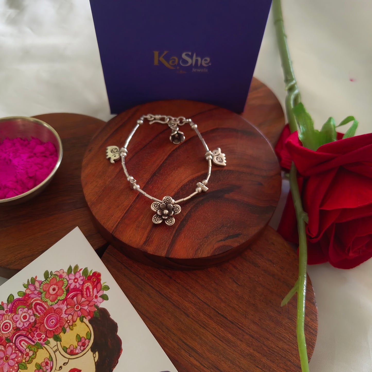Exquisite Loose Bracelet With Elephant And Flower Charms