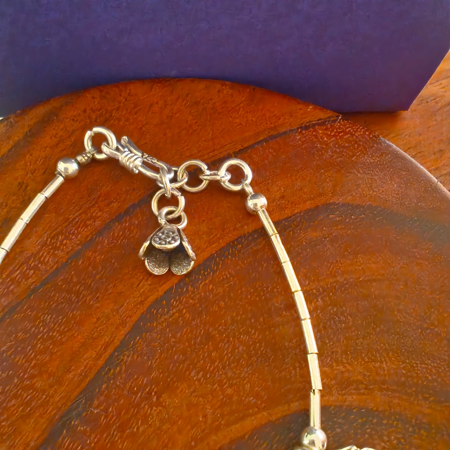 Exquisite Floral Loose Bracelet With Flowers And Leaves Charms