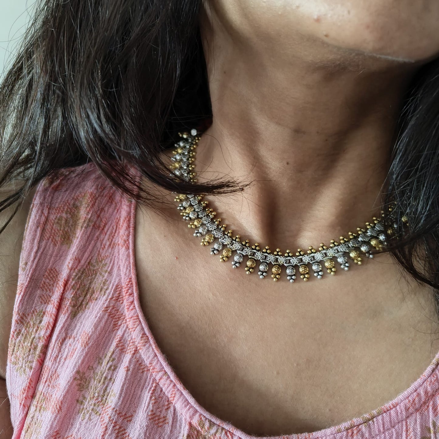 Elegant Silver Gold Polished Necklace Intrcate Details With Maroon Thread Dori