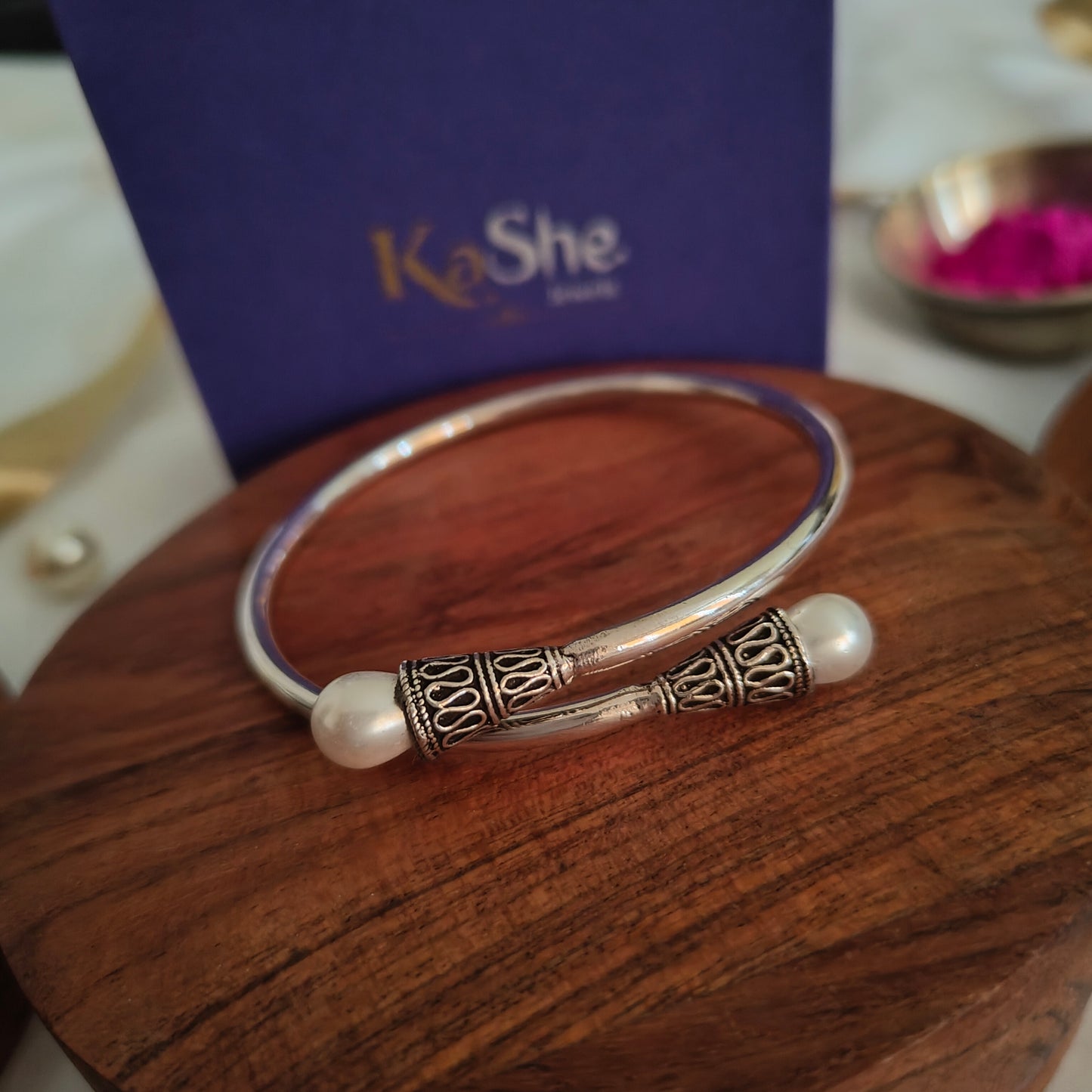 Pearl Light Weight Openable Flexi Kada Big
