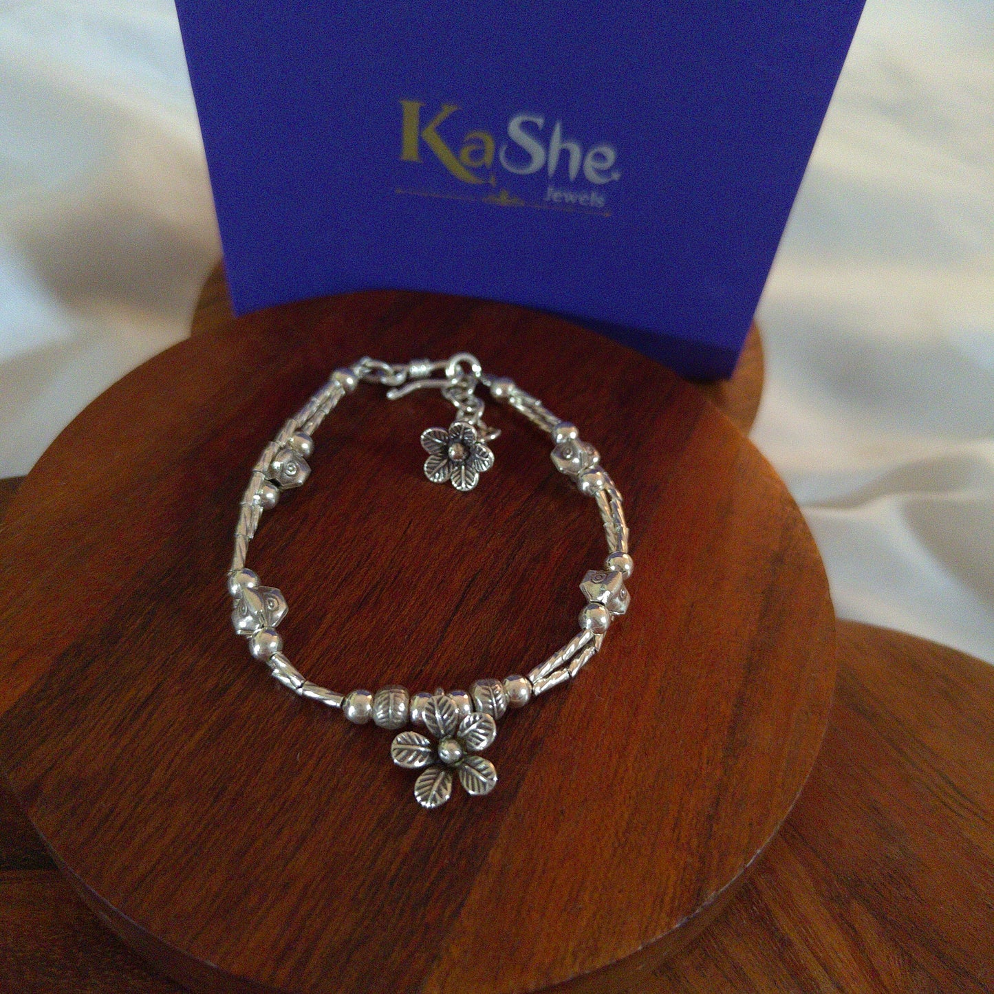 Exquisite Two Layered Loose Bracelet With Flowers And Ball Charms