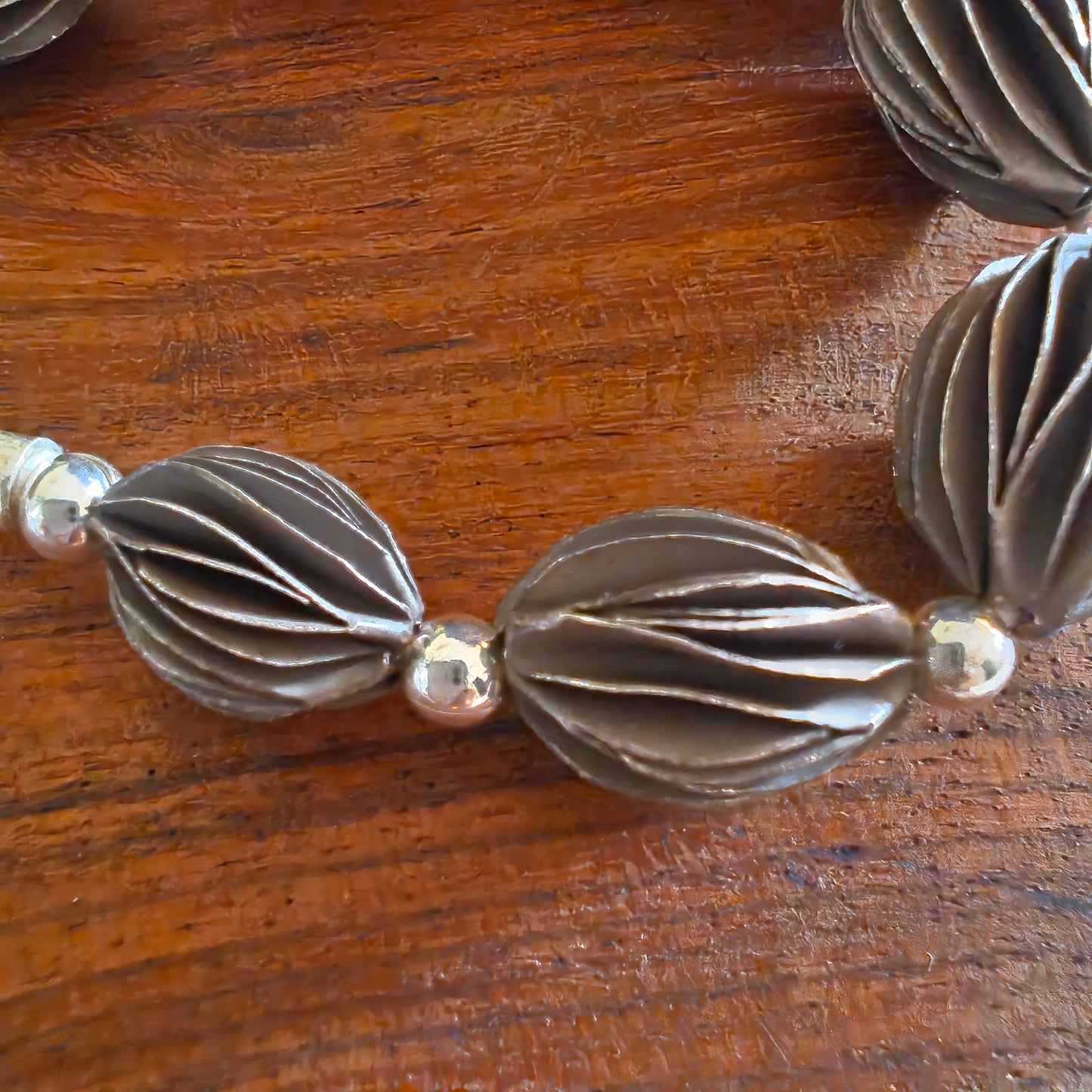 Exquisite Loose Bracelet Oxidised Polished With Flowers Bud And Leaf Charms