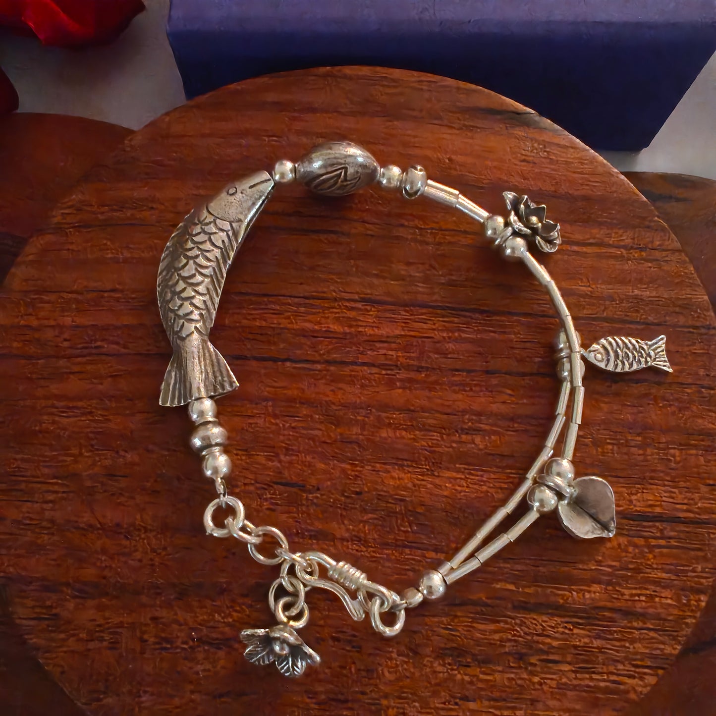 Exquisite Statement Loose Bracelet With Fishes Flowers Leaves Balls Charms (ii)