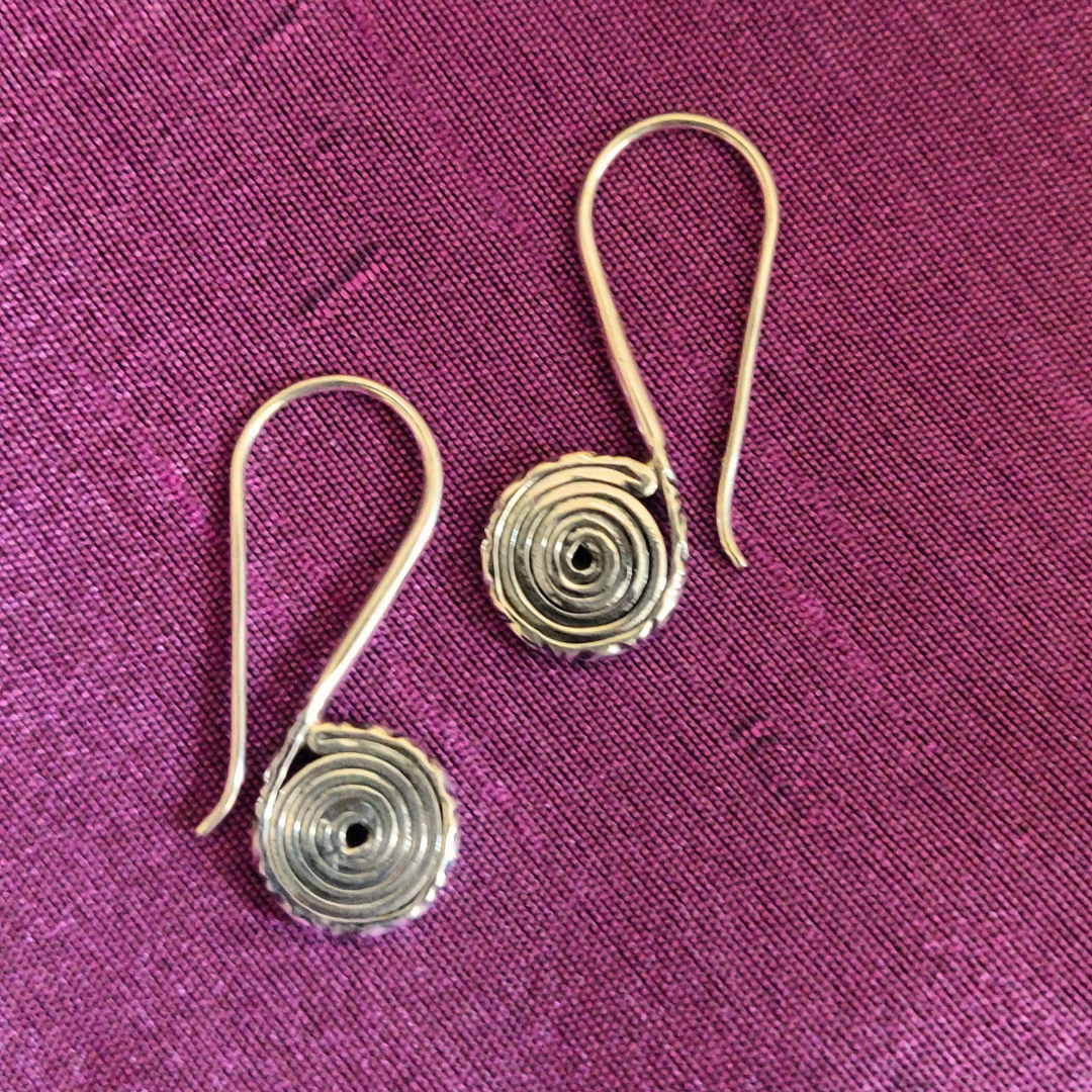 Dainty 925 Silver Snail Hooks