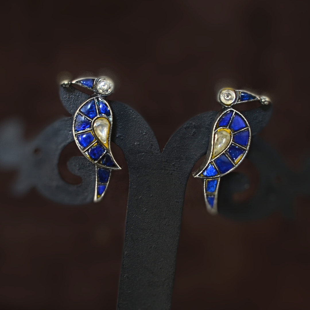 Silver Blue And White Fusion Bird Stud