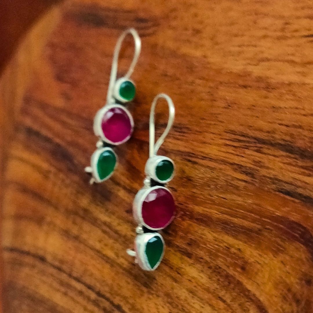 Leaf Hook Earring With Green And Pink Stone