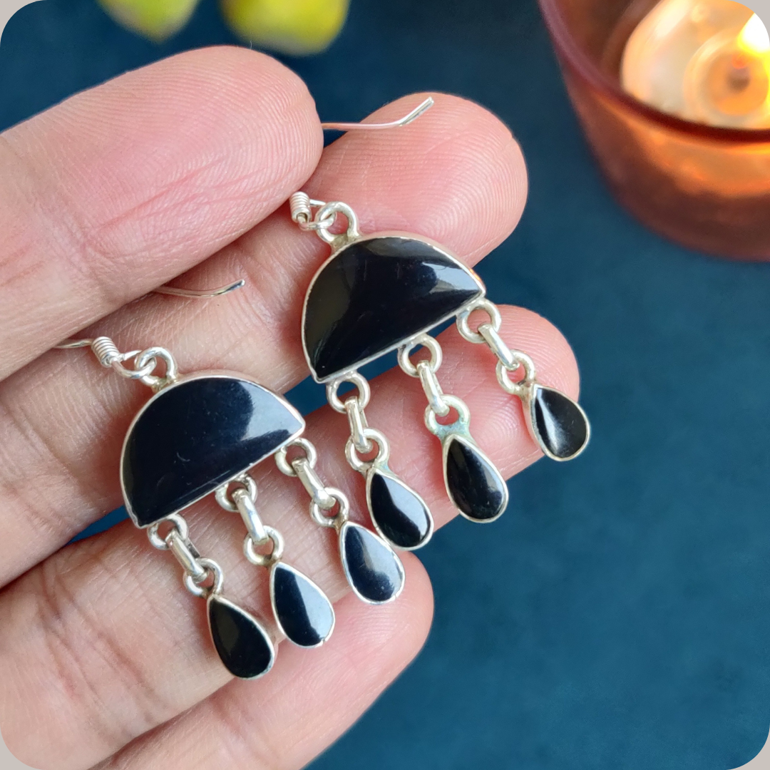 Black Enamel Pear Drop Dangler