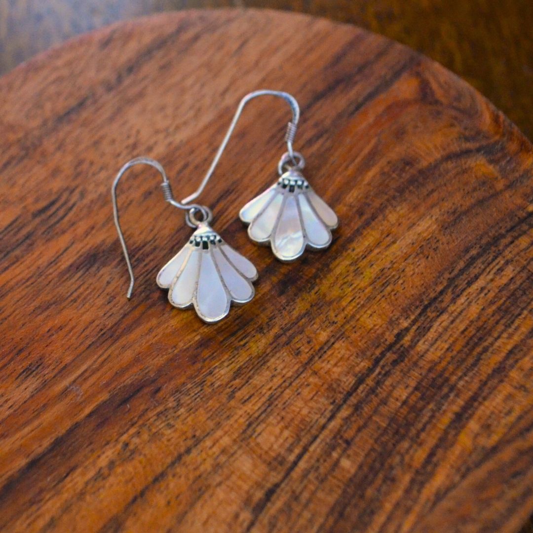 Mother Of Pearl Leaf Dangler