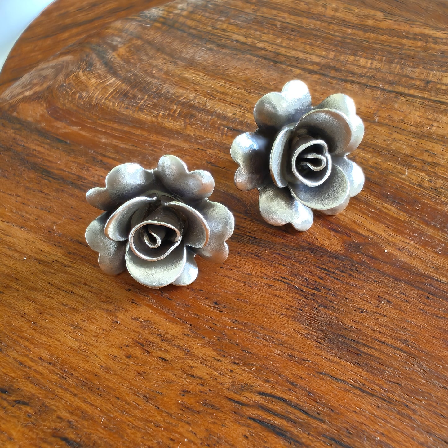 Floral 3D Wavy Rose Earring With Post Stud Small