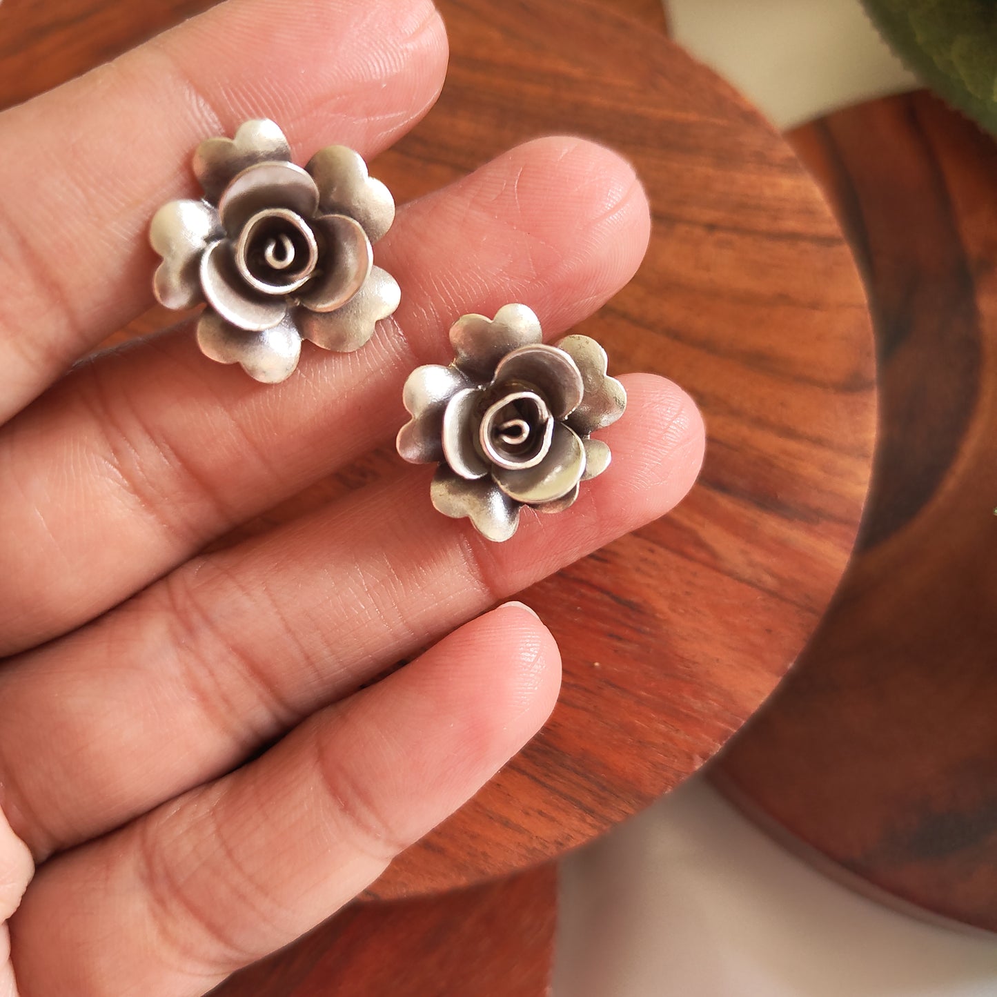 Floral 3D Wavy Rose Earring With Post Stud Small