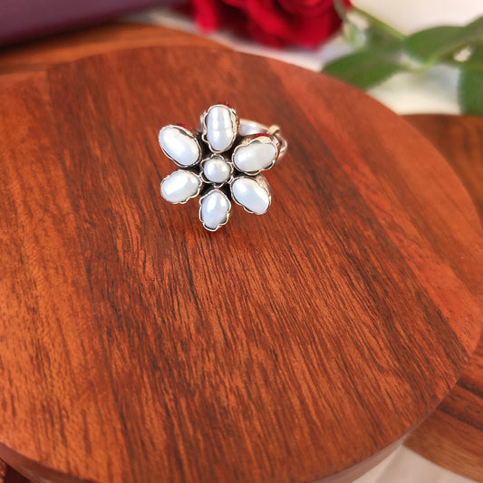 Versatile Classic Cut Pearl Floral Adjustable Ring