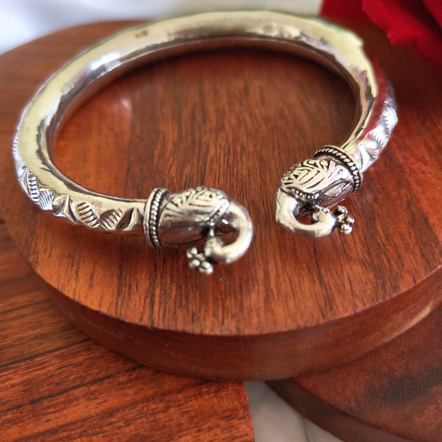 Silver Adjustable Peacock Motif Classic Chitai Kada Bangle