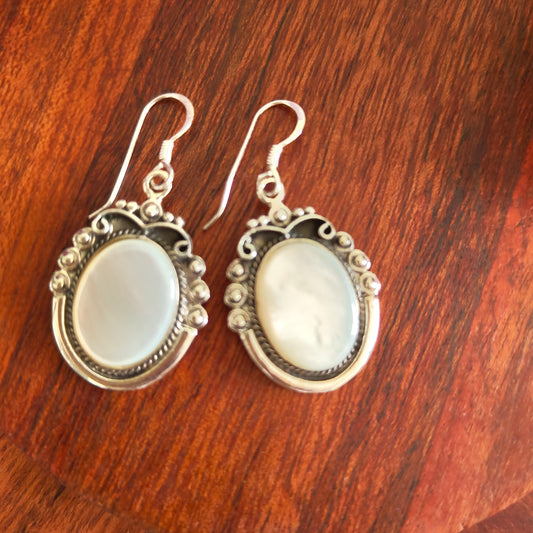 Mother Of Pearl Vintage Oval Dangler