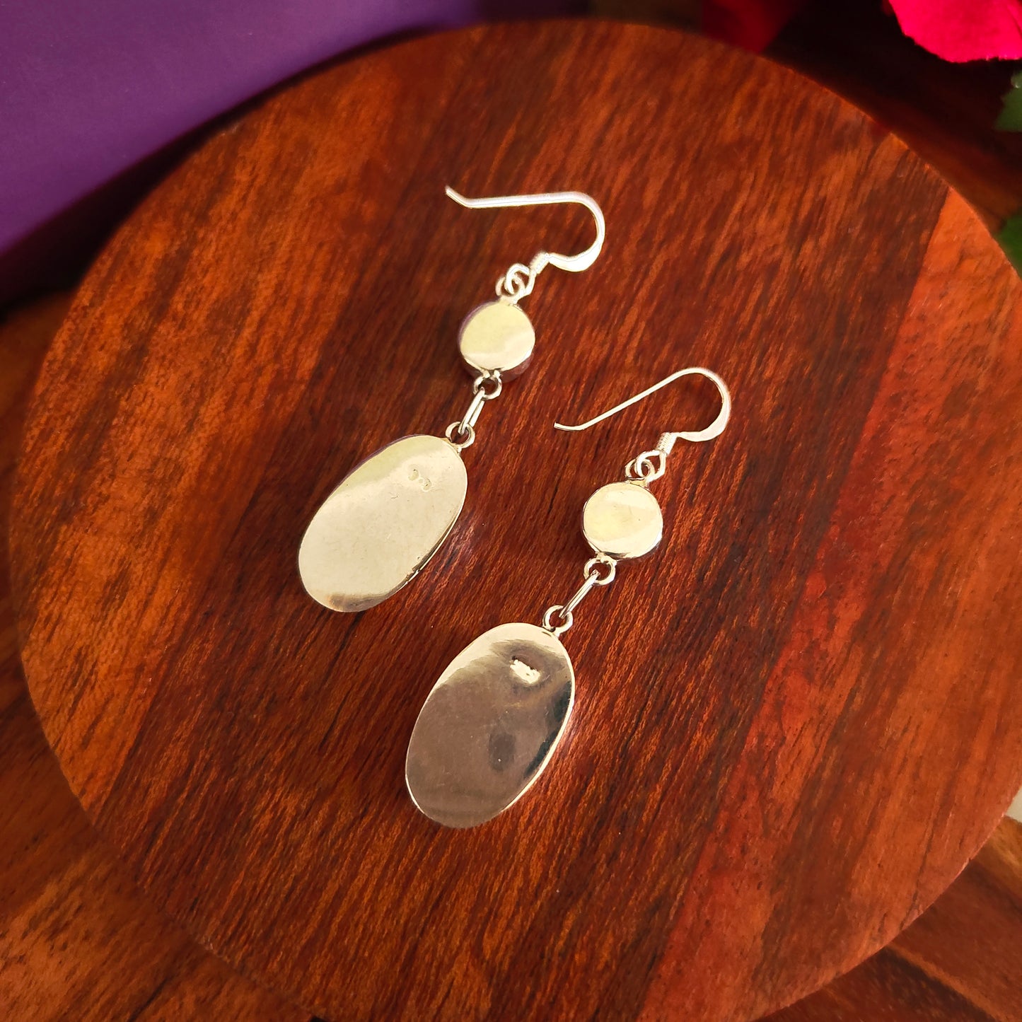 Mother Of Pearl Circle and Oval Dangler