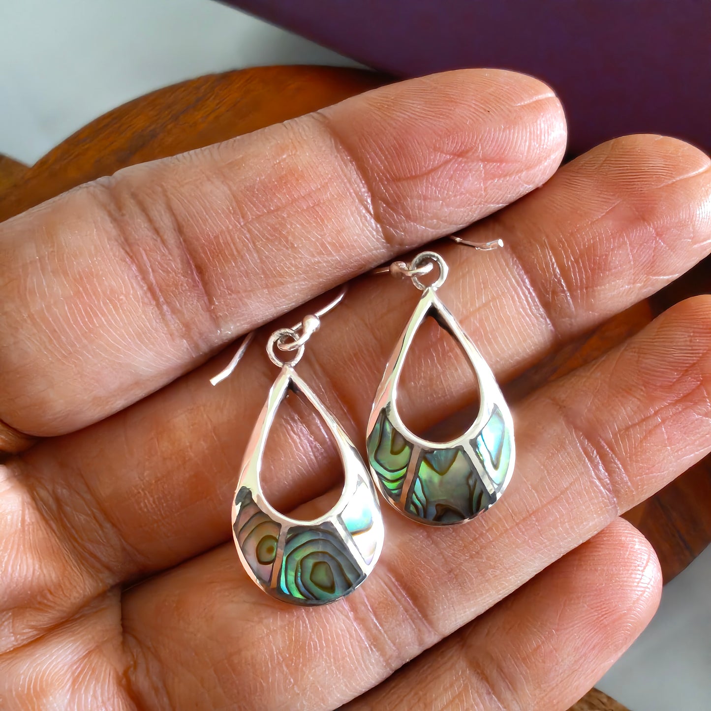 Mother Of Pearl Green Color Changing Abalone Pear Dangler