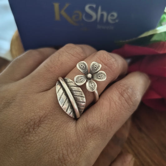 Flower And Leaf Adjustable Spiral Ring