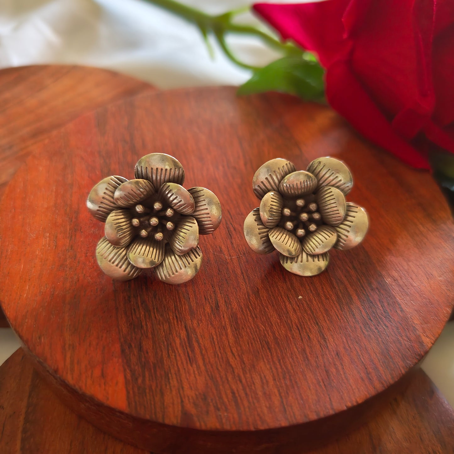 3D Floral Anemone Earring with Texture Stud Big