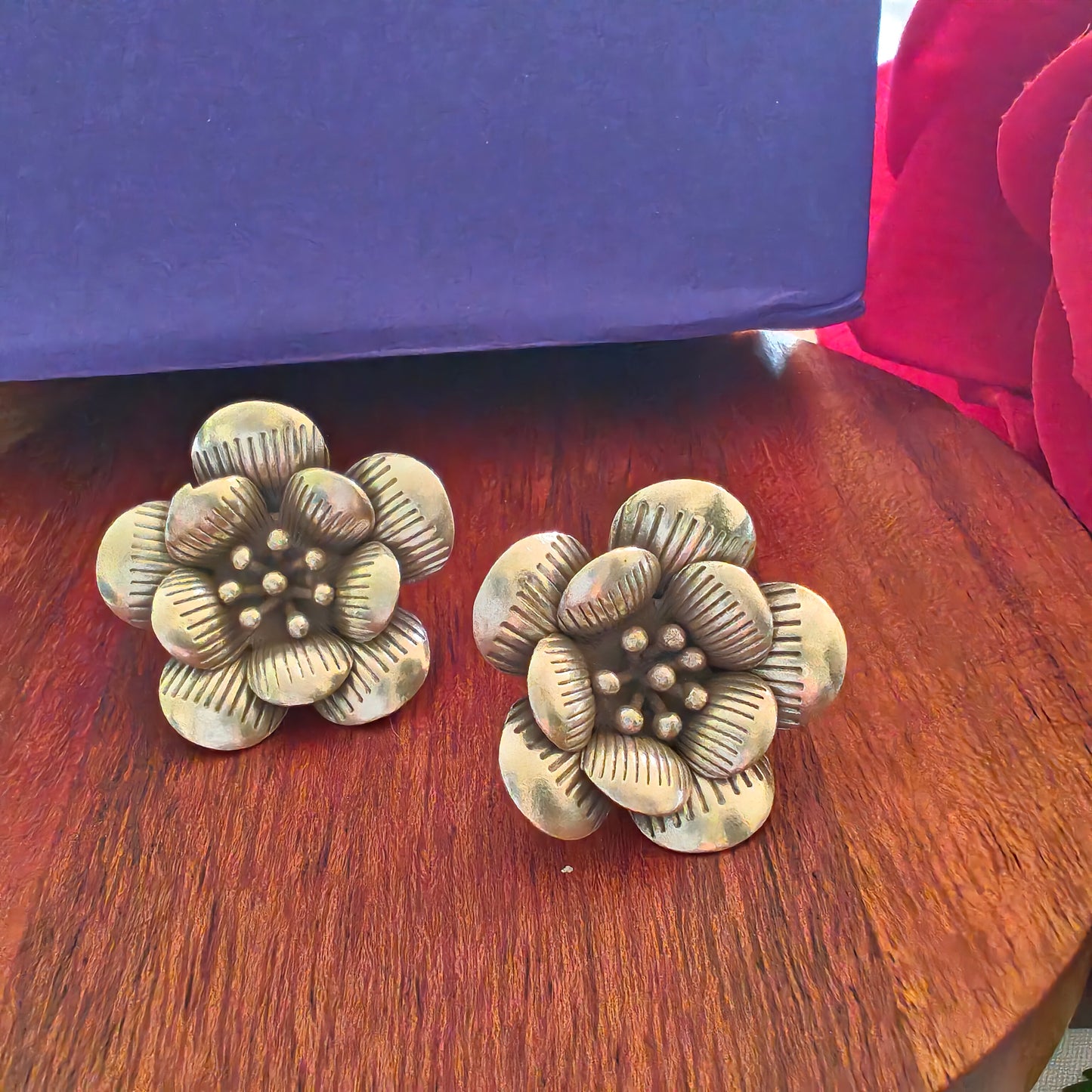 3D Floral Anemone Earring with Texture Stud Big