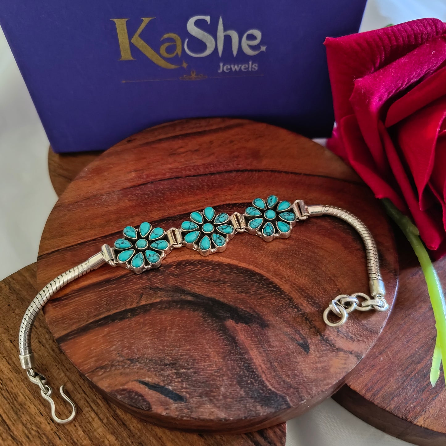 Exquisite Turquoise Loose Bracelet