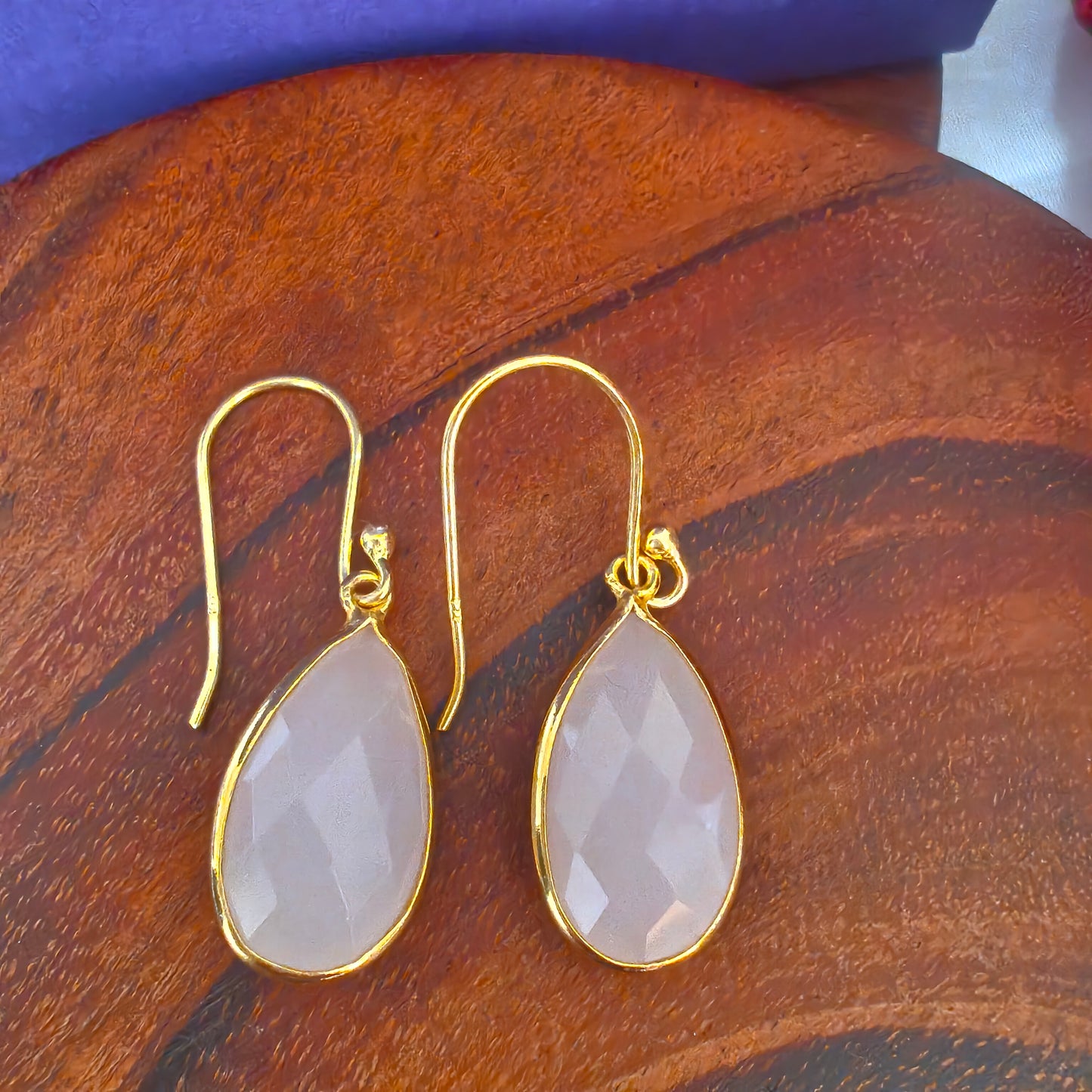 Elegant Pear Drop Pink Faceted Stone Hook Earring In Gold