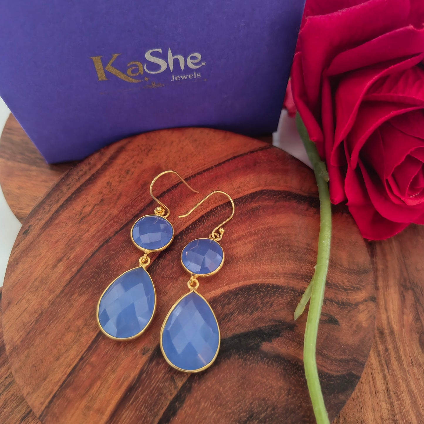 Elegant Circular And Pear Drop Blue Stone Hook Earring Gold