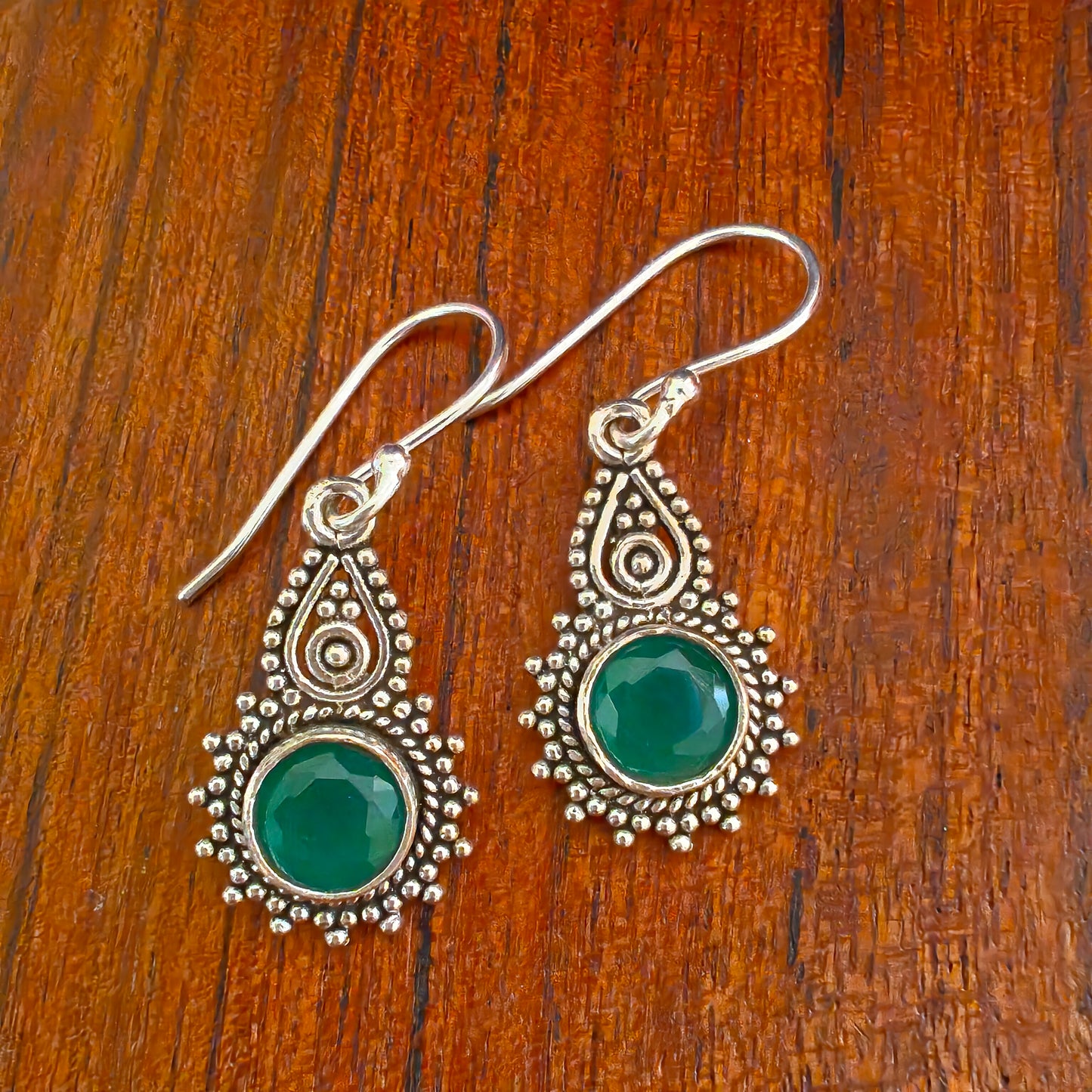 Dainty Silver Green Stone With Leaf Drop Rava Design Hooks