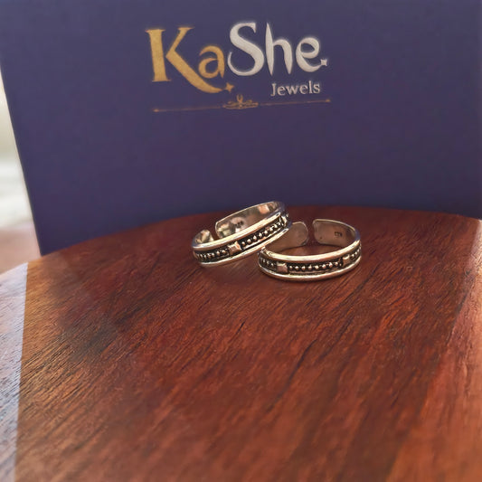 Everyday Dainty Indian Textured Pattern Silver Toe Ring