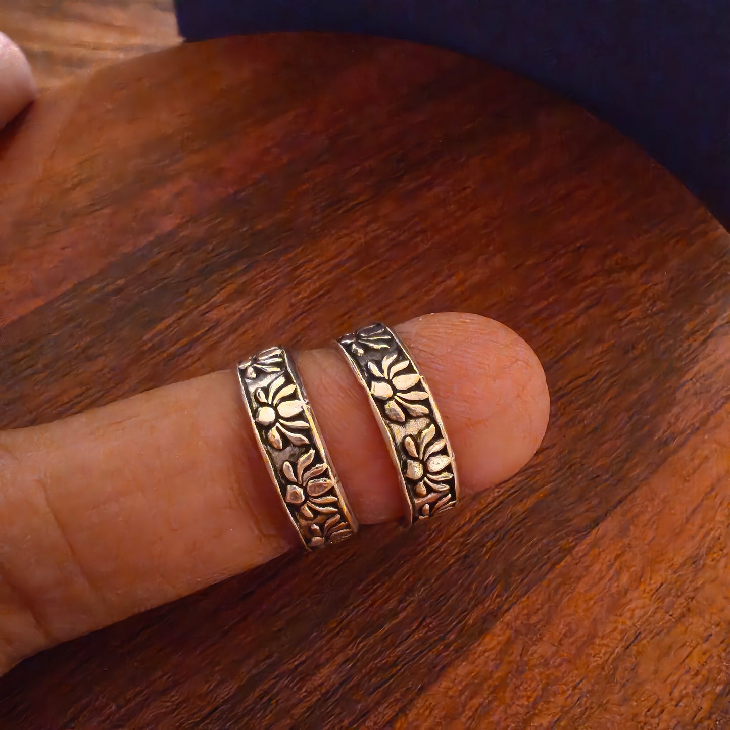 Everyday Dainty Indian Lotus Pattern Silver Toe Ring