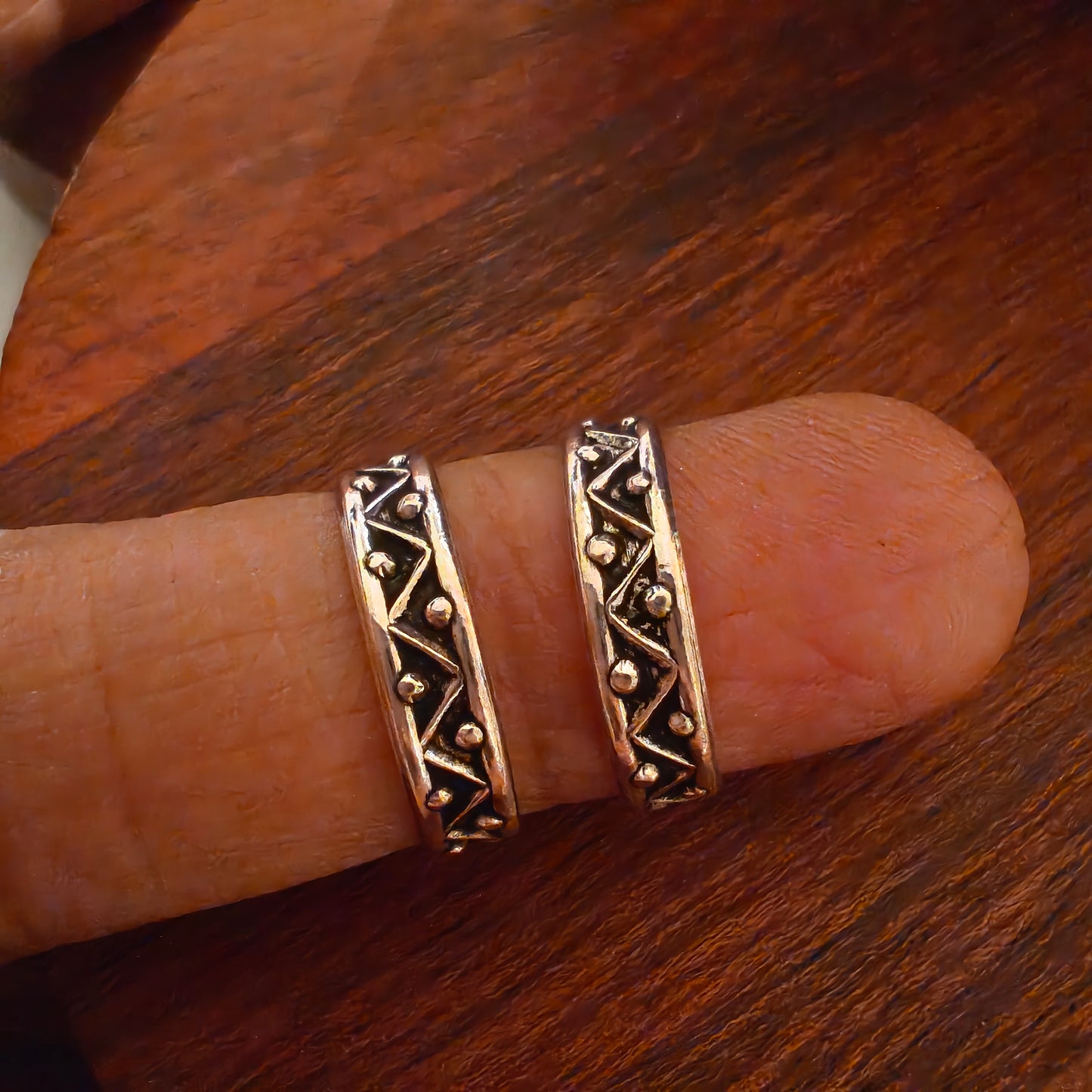 Everyday Dainty Indian Chevron Pattern Silver Toe Ring