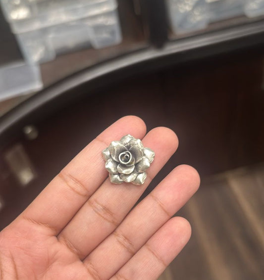 Statement 3D Curved Petal Rose Floral Ring