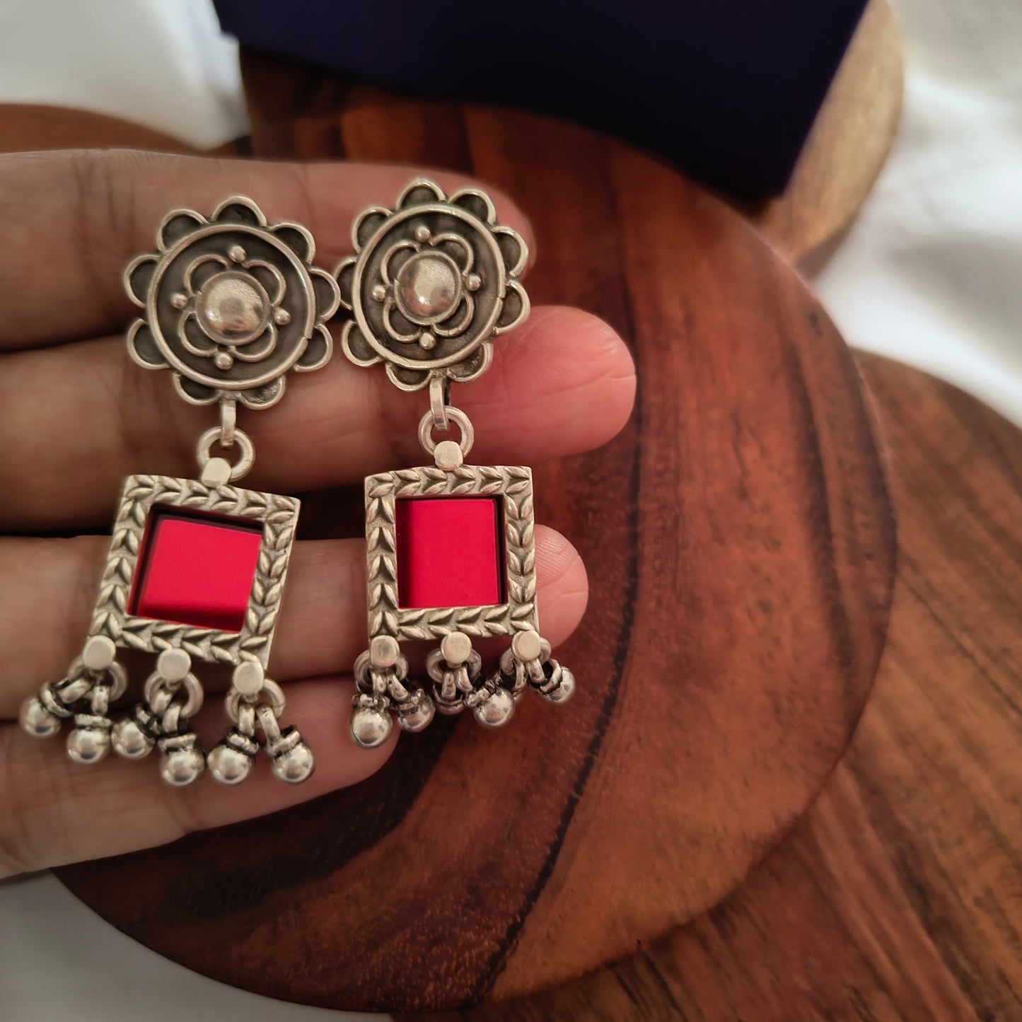 Intricate Silver Floral Stud Bright Red Square Shape Glass Hanging with Silver Ball Danglers