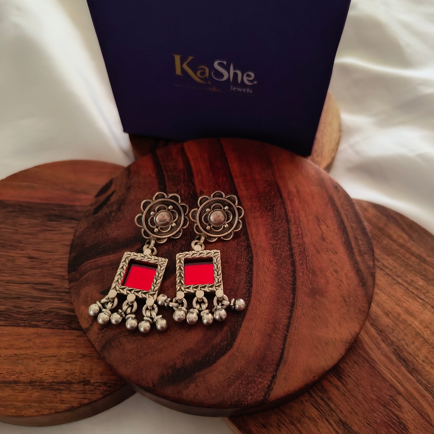 Intricate Silver Floral Stud Bright Red Square Shape Glass Hanging with Silver Ball Danglers